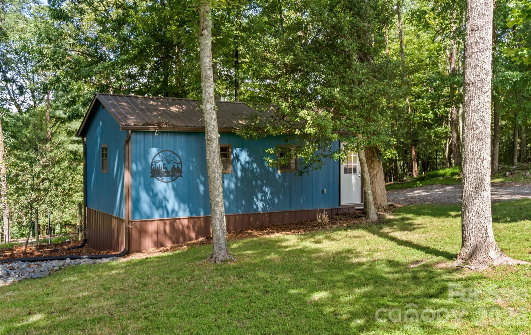1502 Greenstreet Drive — Traphill