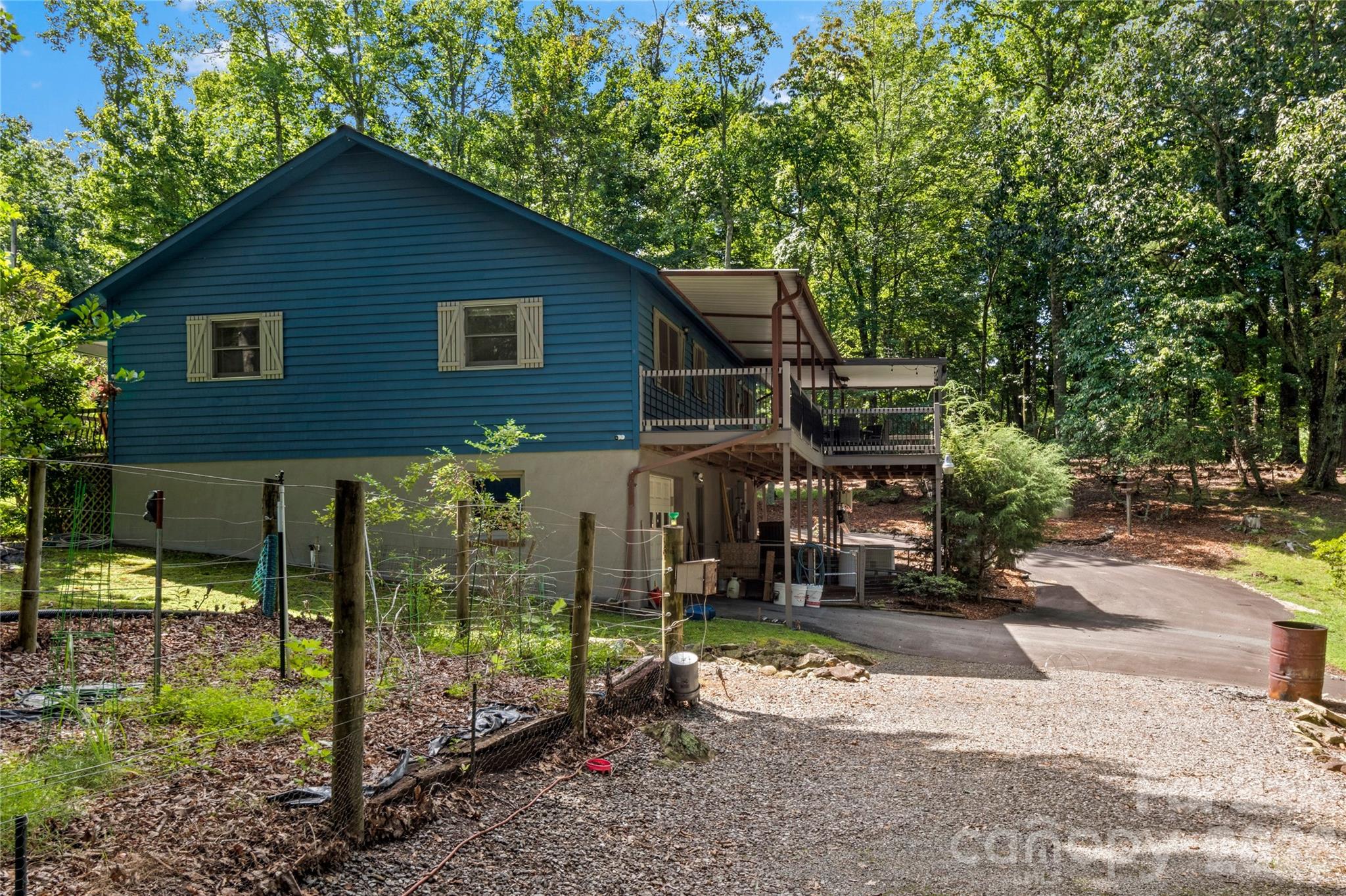 1502 Greenstreet Drive — Traphill