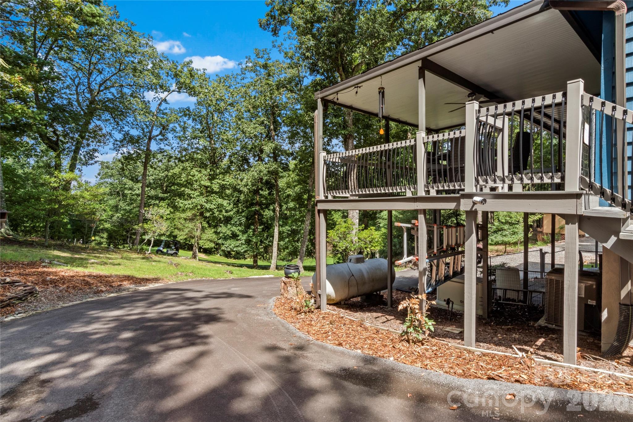 1502 Greenstreet Drive — Traphill