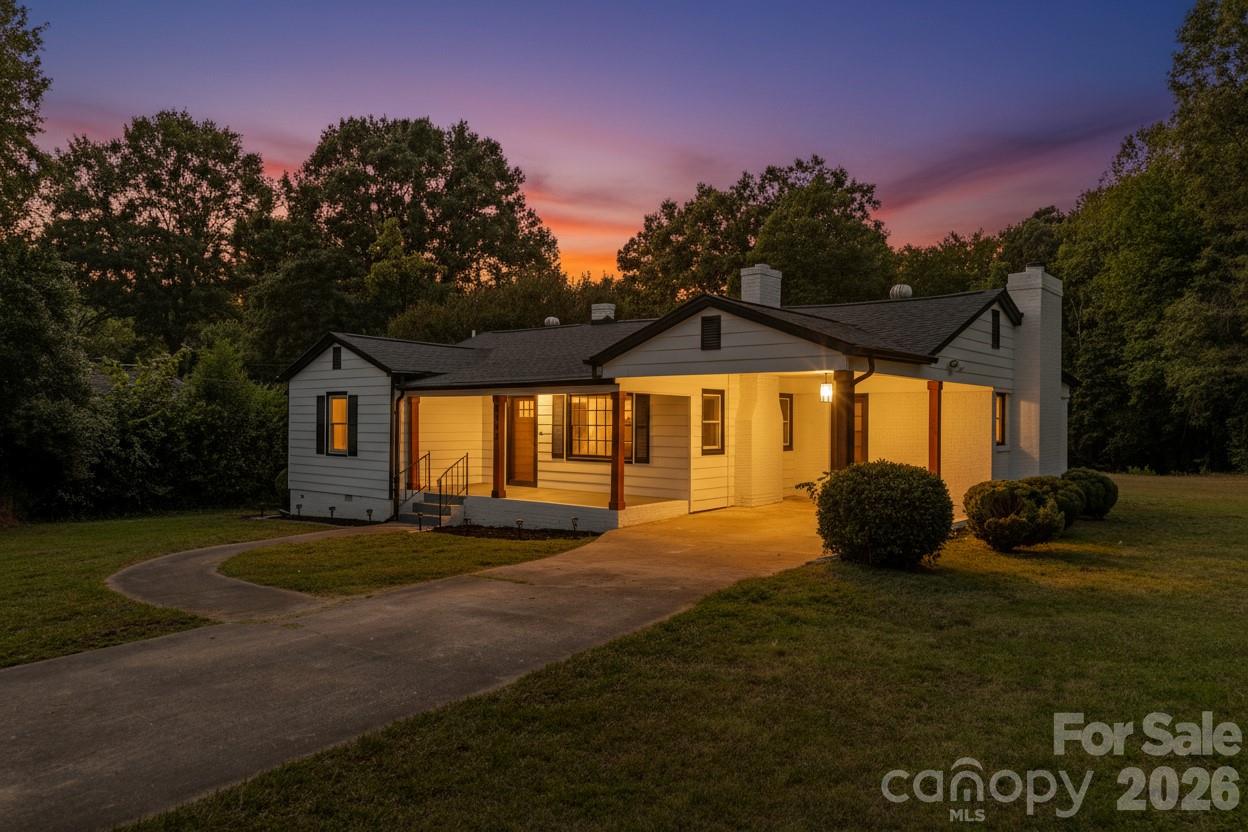 8000 Chapman Street — Charlotte