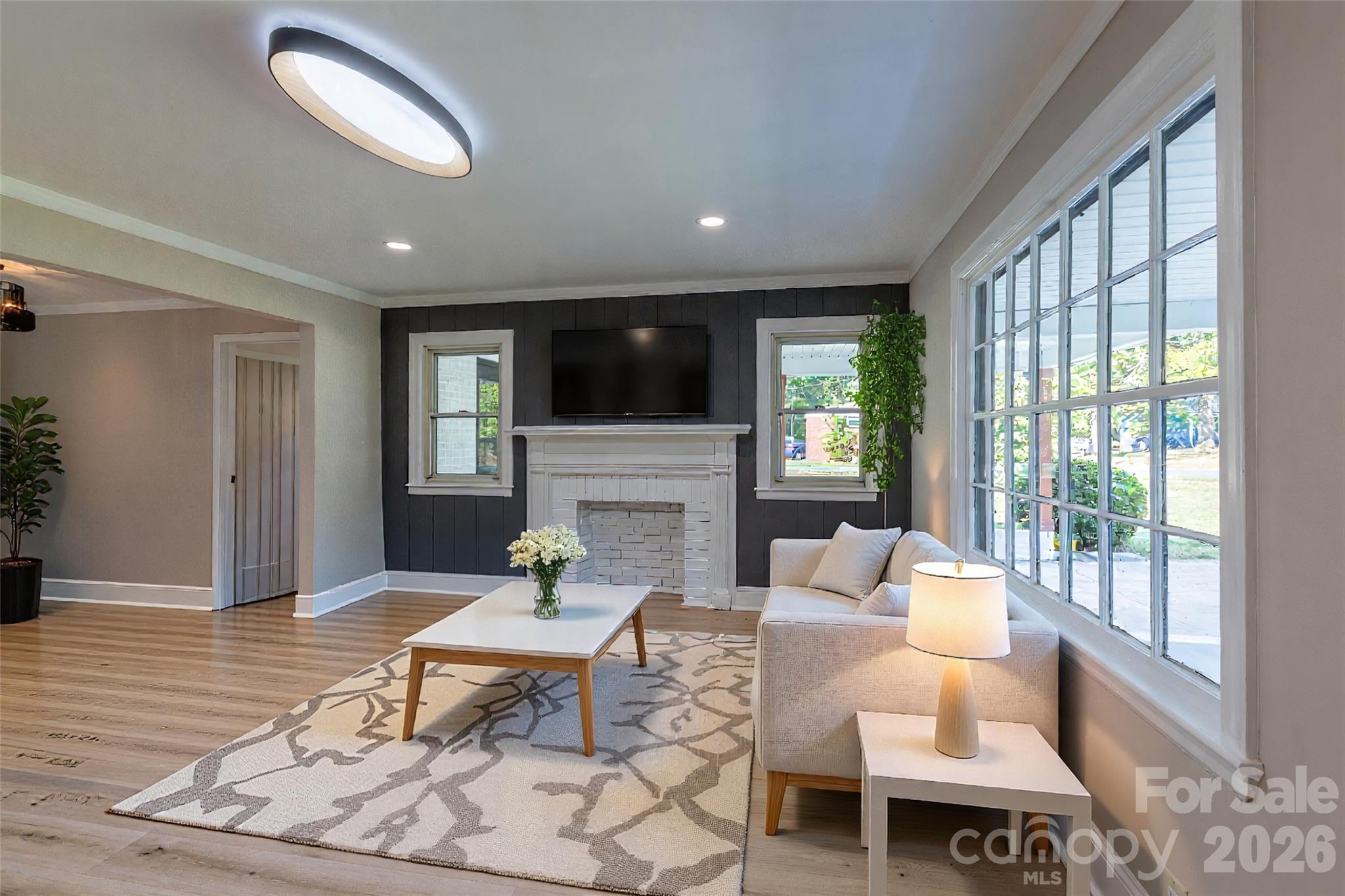 8000 Chapman Street — Charlotte