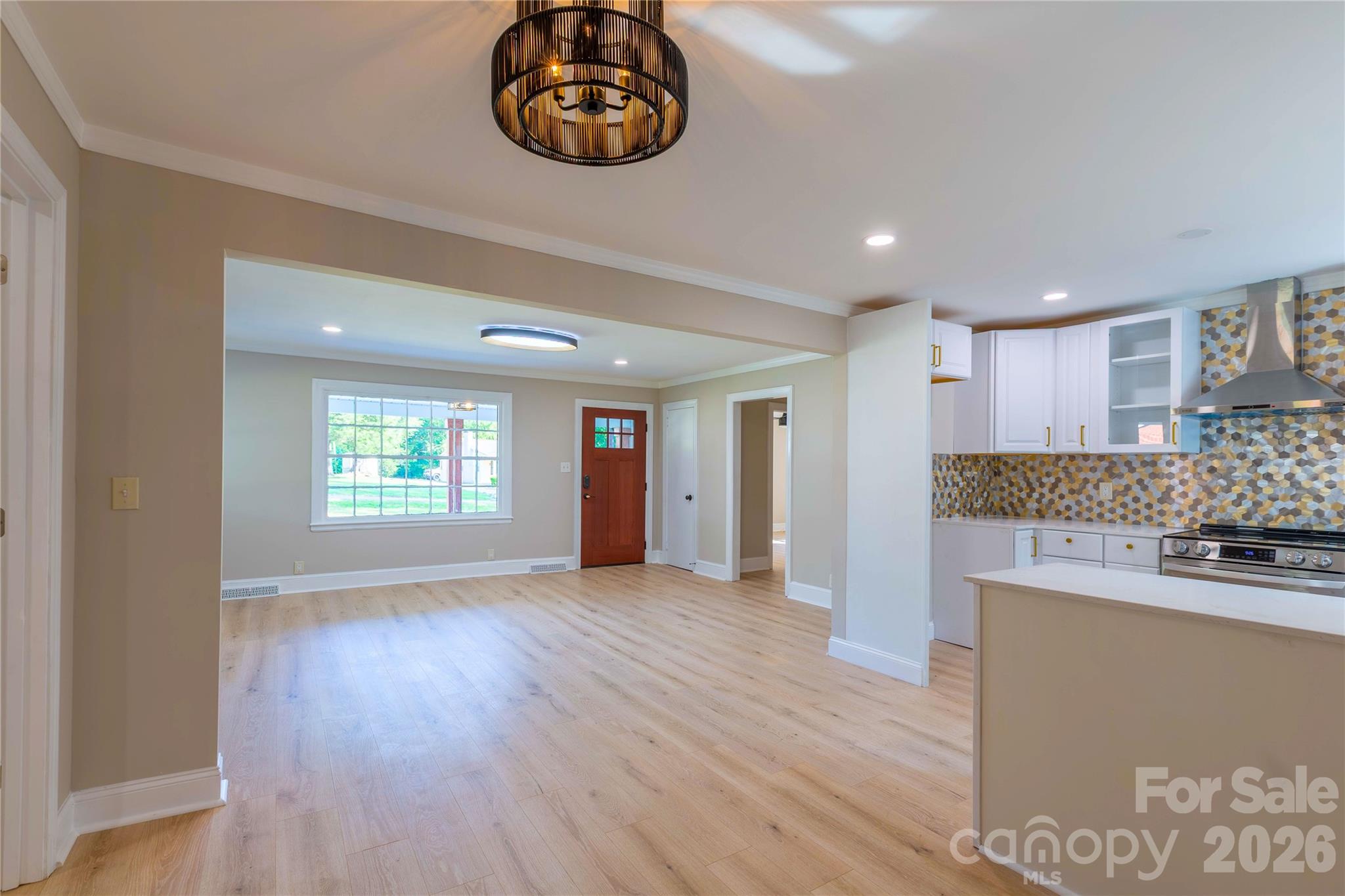 8000 Chapman Street — Charlotte