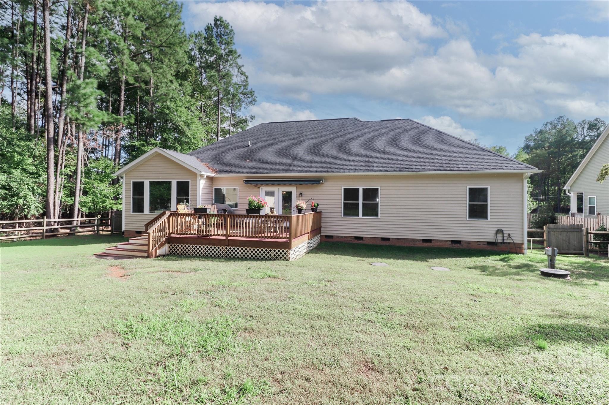 630 Kenway Loop — Mooresville