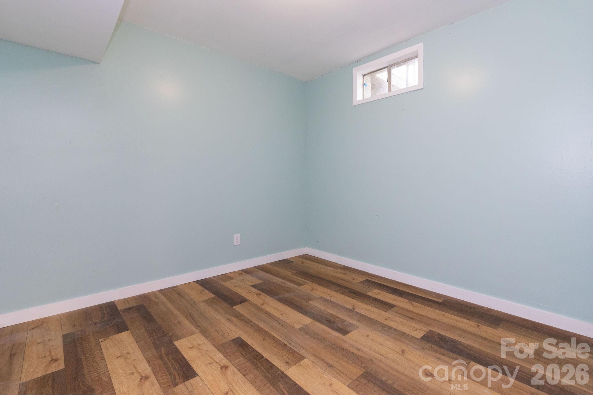 4755 US 23 Highway — Mars Hill