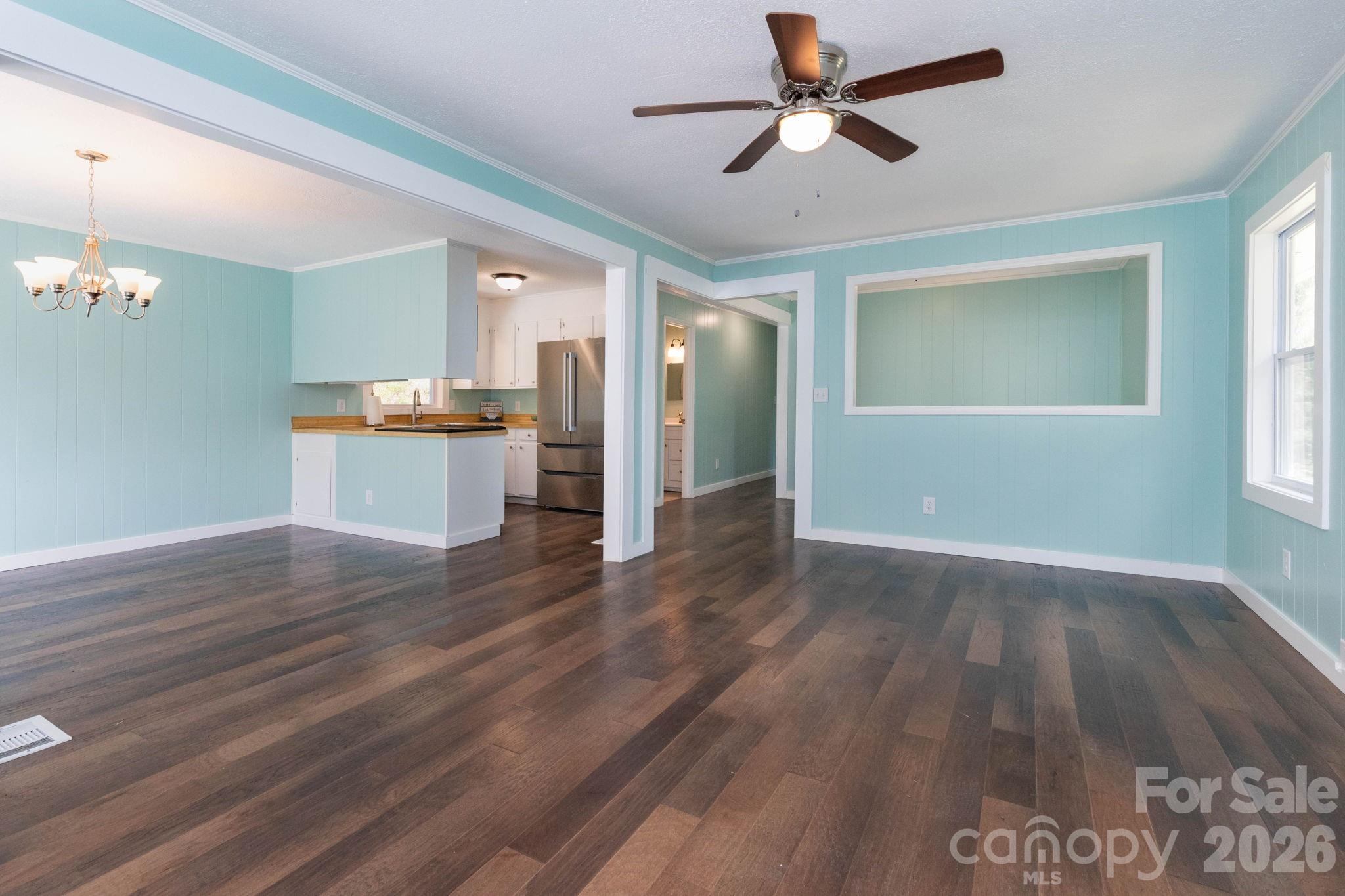 4755 US 23 Highway — Mars Hill