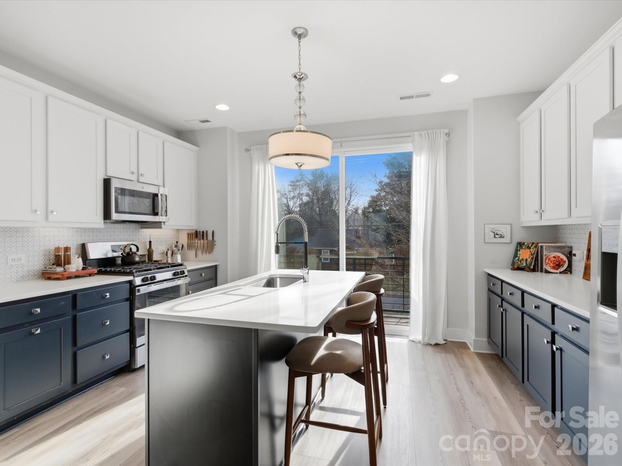 1013 E 36th Street — Charlotte