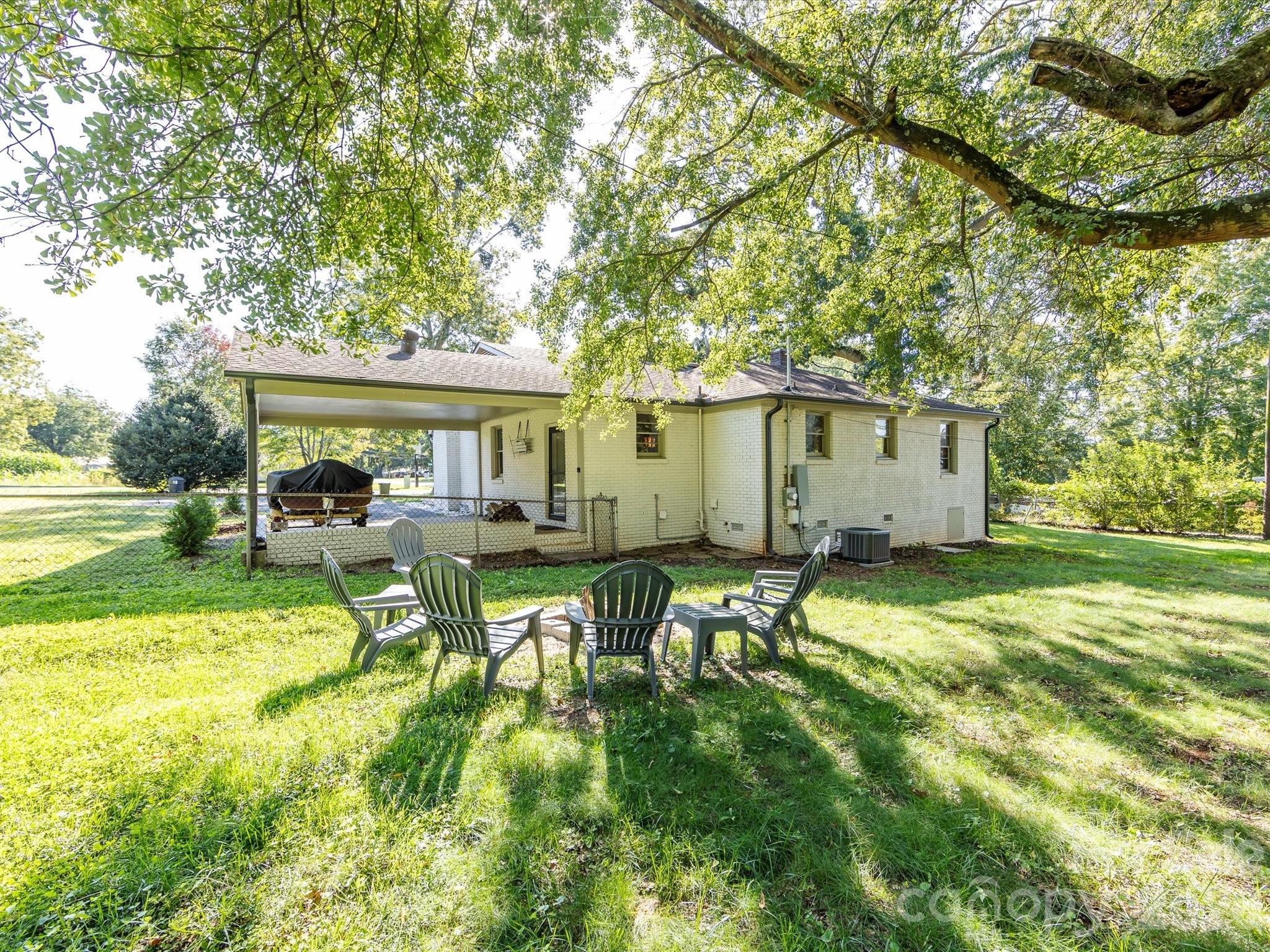 201 Browntown Road — Belmont