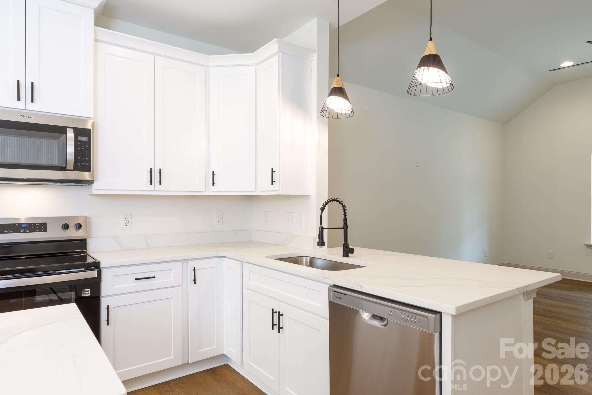 107 Brown Street #12 / 13 — Clover