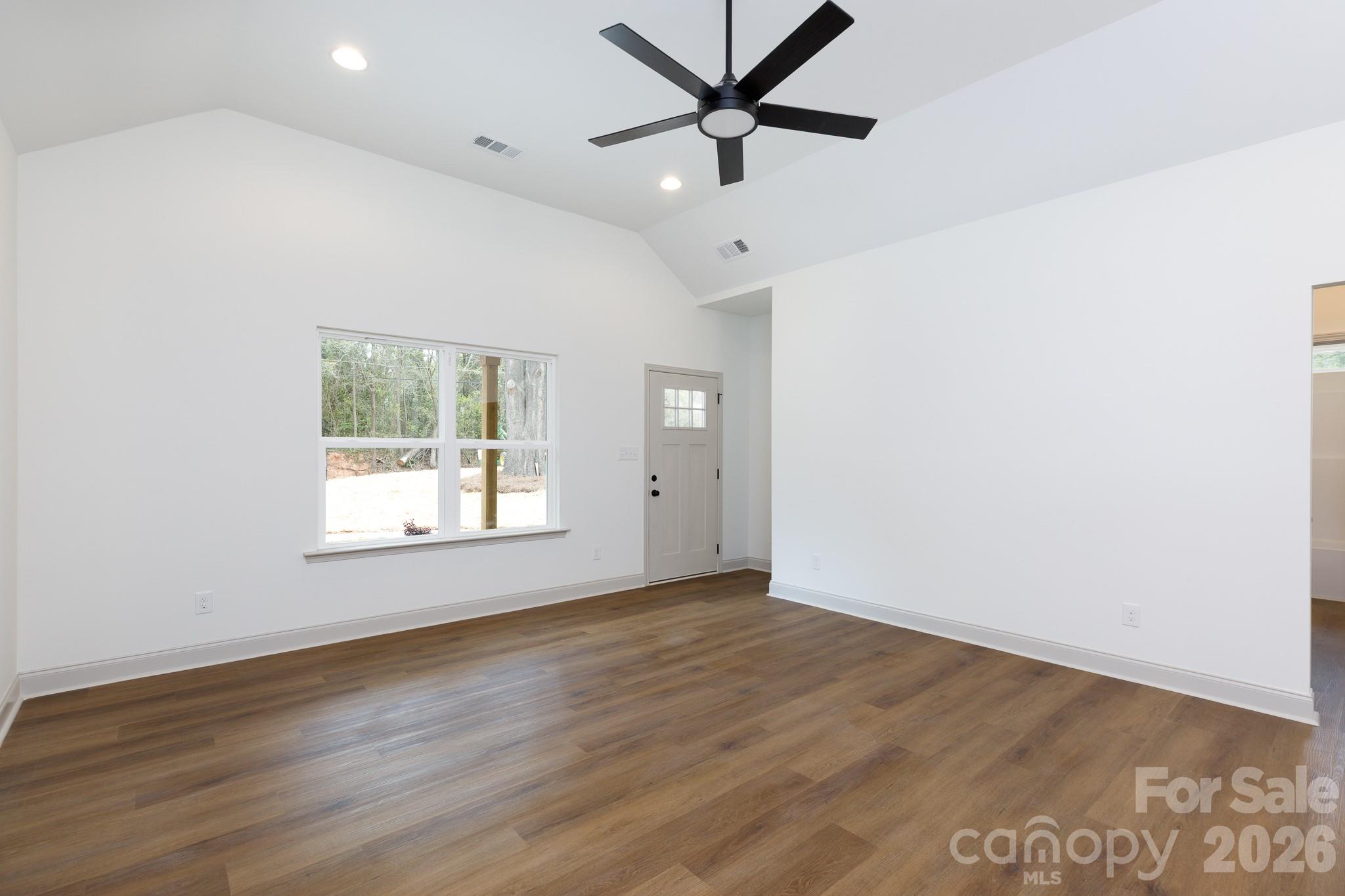 107 Brown Street #12 / 13 — Clover