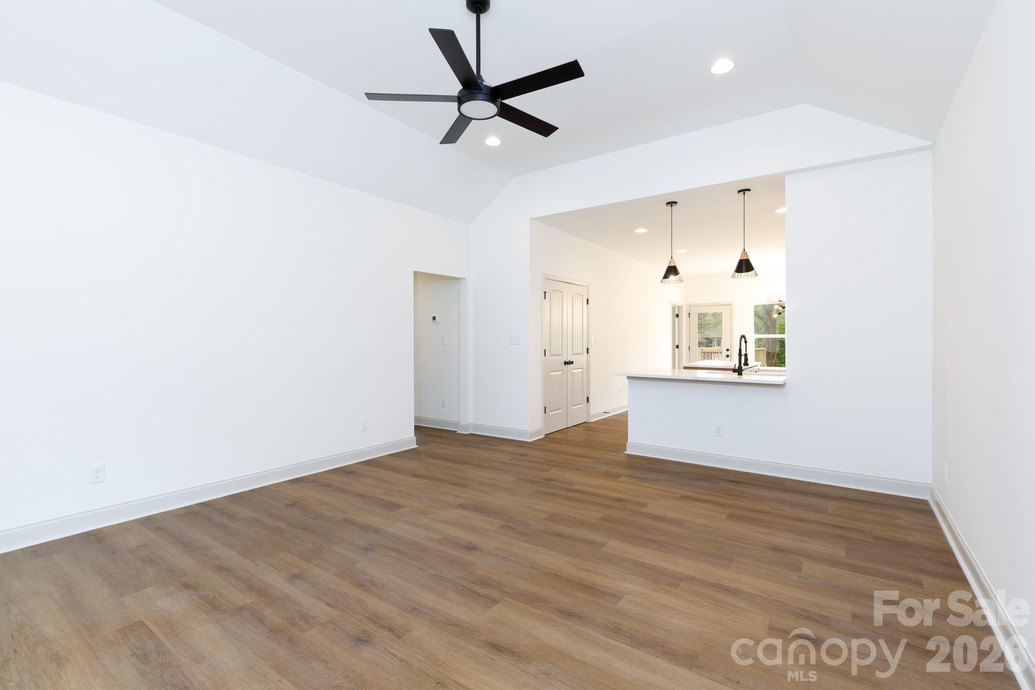 107 Brown Street #12 / 13 — Clover