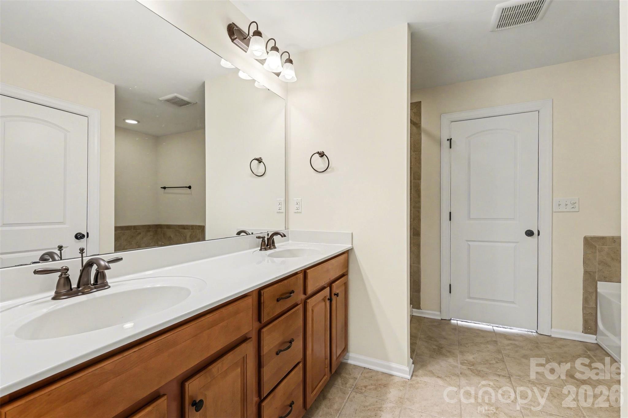 6650 Berewick Commons Parkway — Charlotte