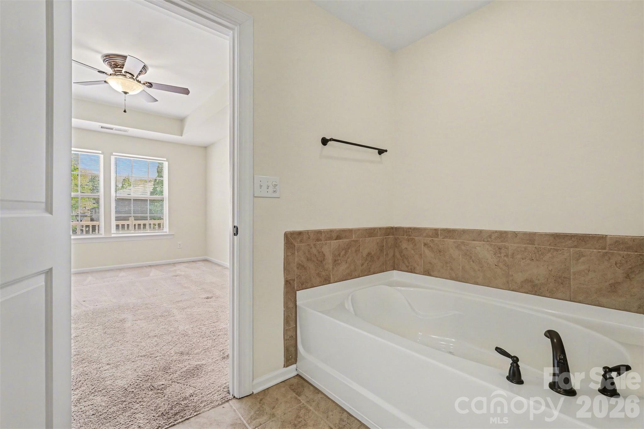 6650 Berewick Commons Parkway — Charlotte