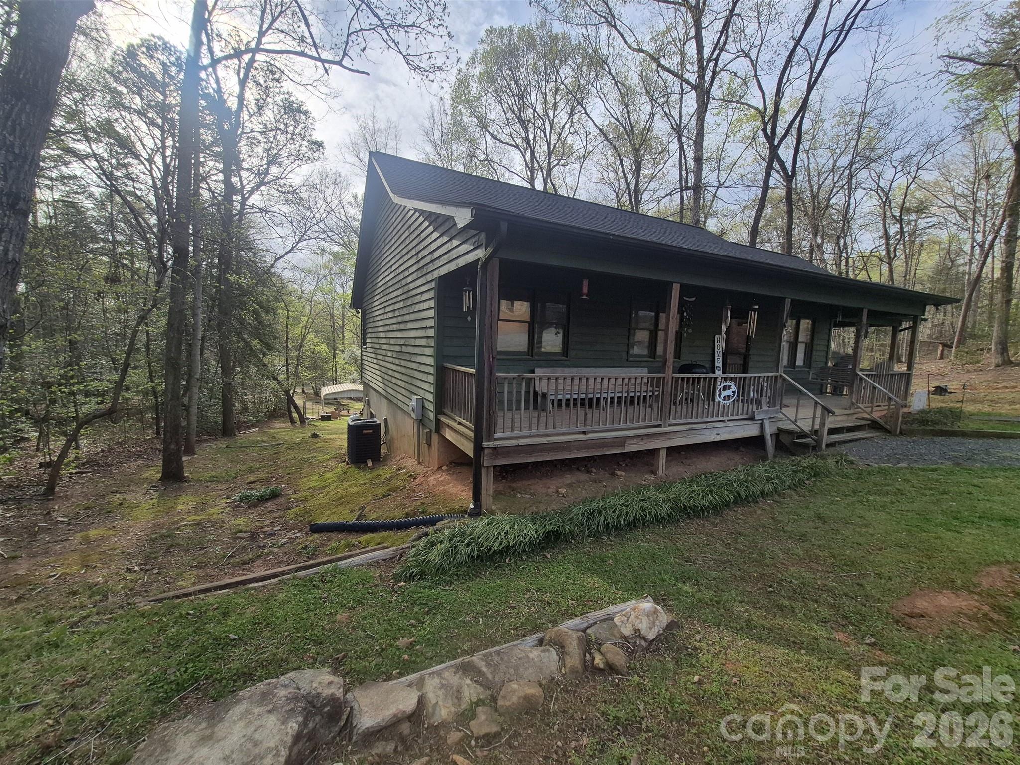 324 Pinecrest Circle — Troy
