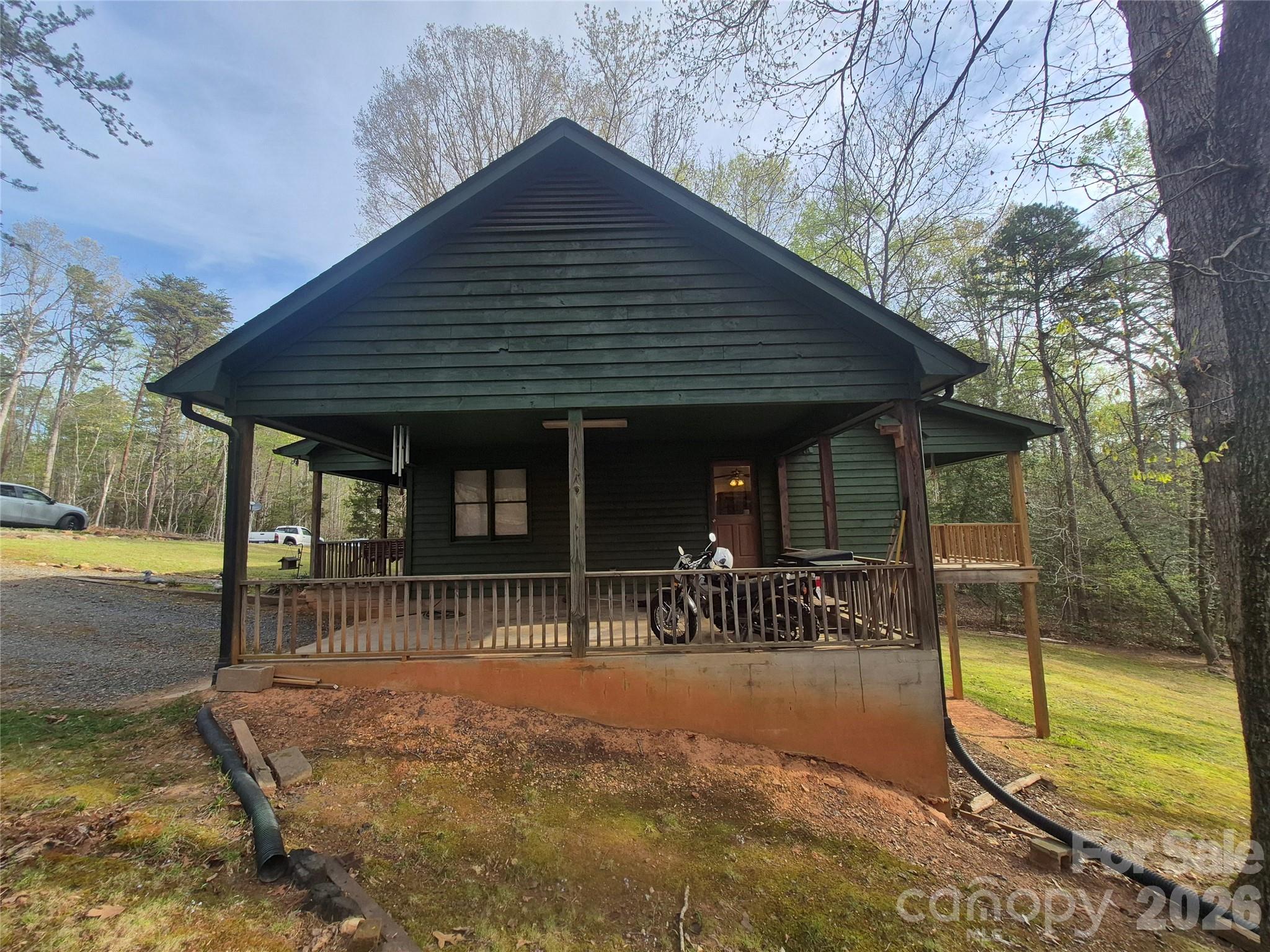 324 Pinecrest Circle — Troy