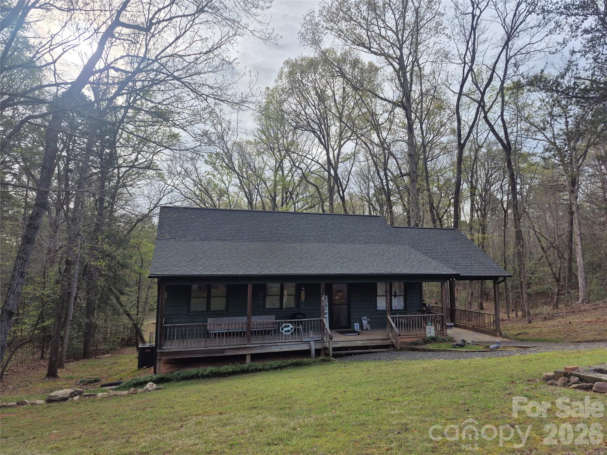 324 Pinecrest Circle — Troy