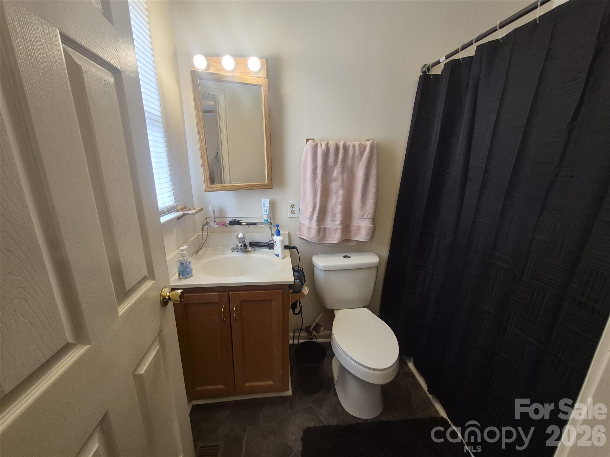 324 Pinecrest Circle — Troy