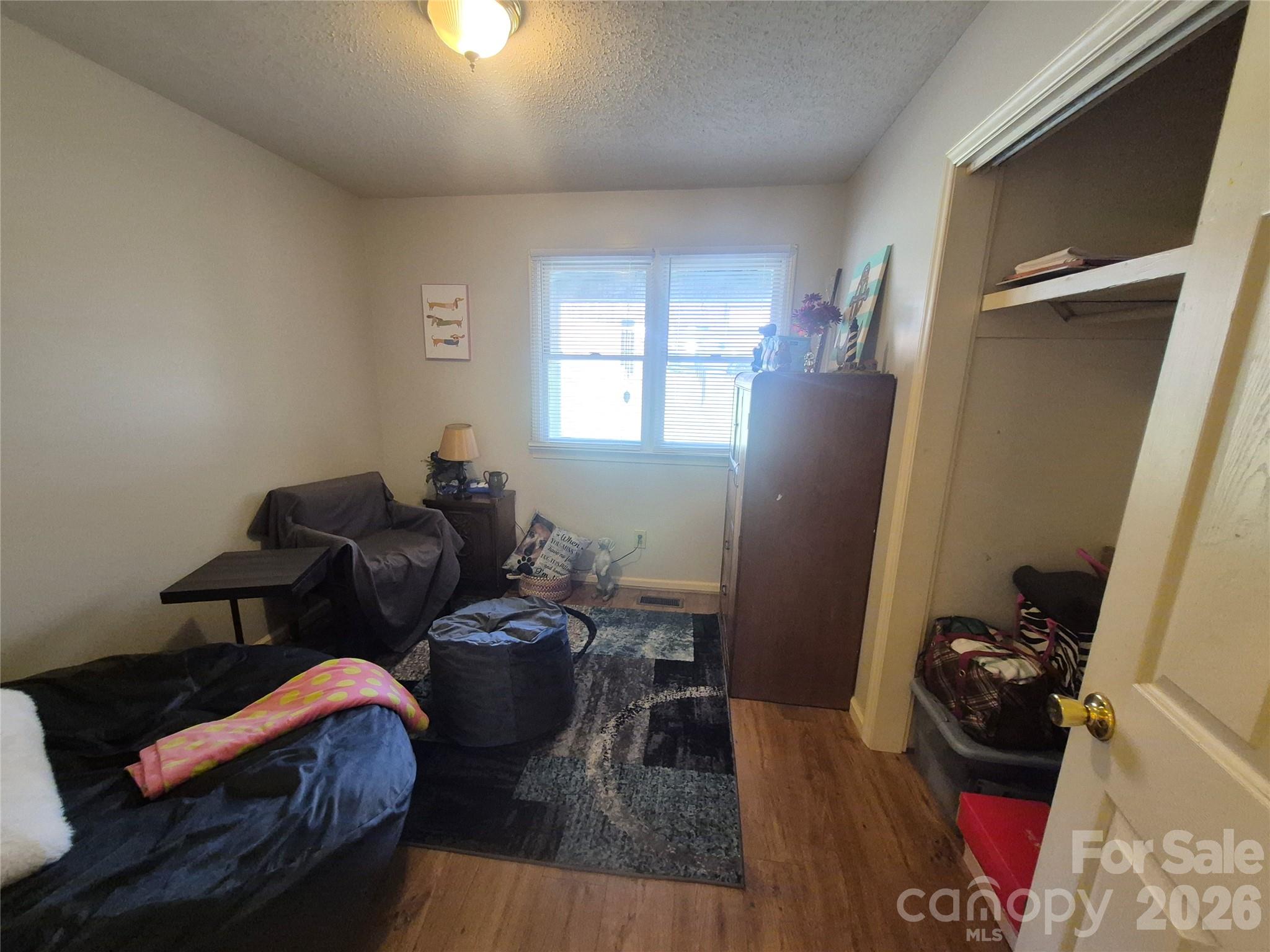 324 Pinecrest Circle — Troy