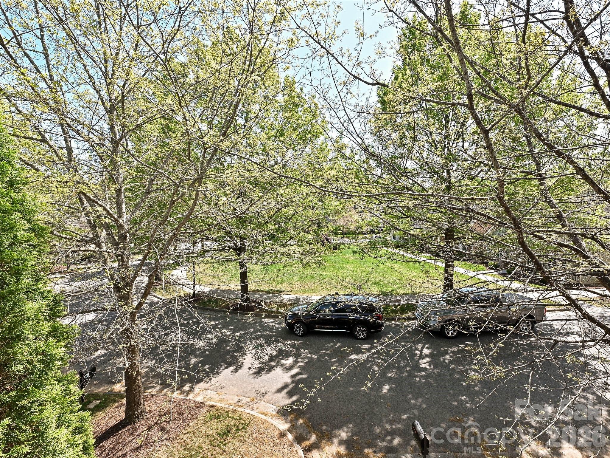 7833 Stilling Street — Huntersville