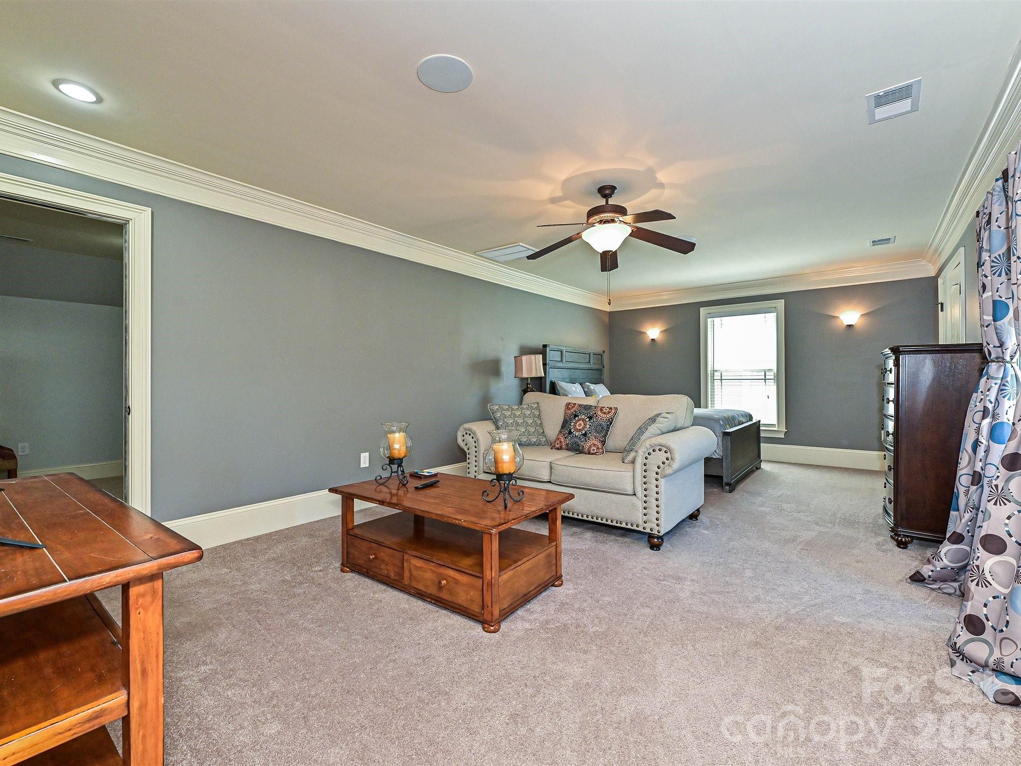 7833 Stilling Street — Huntersville