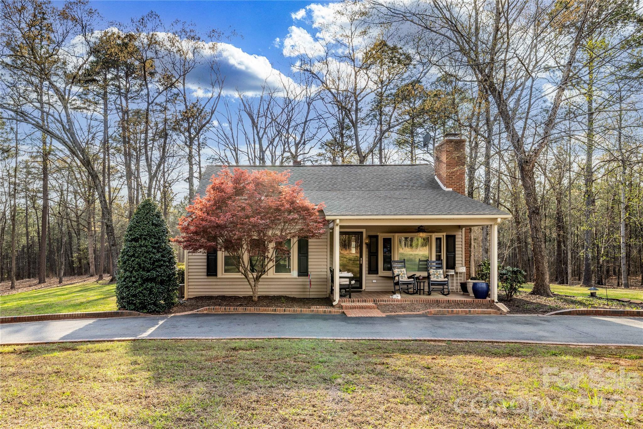 692 Capelsie Road — Candor