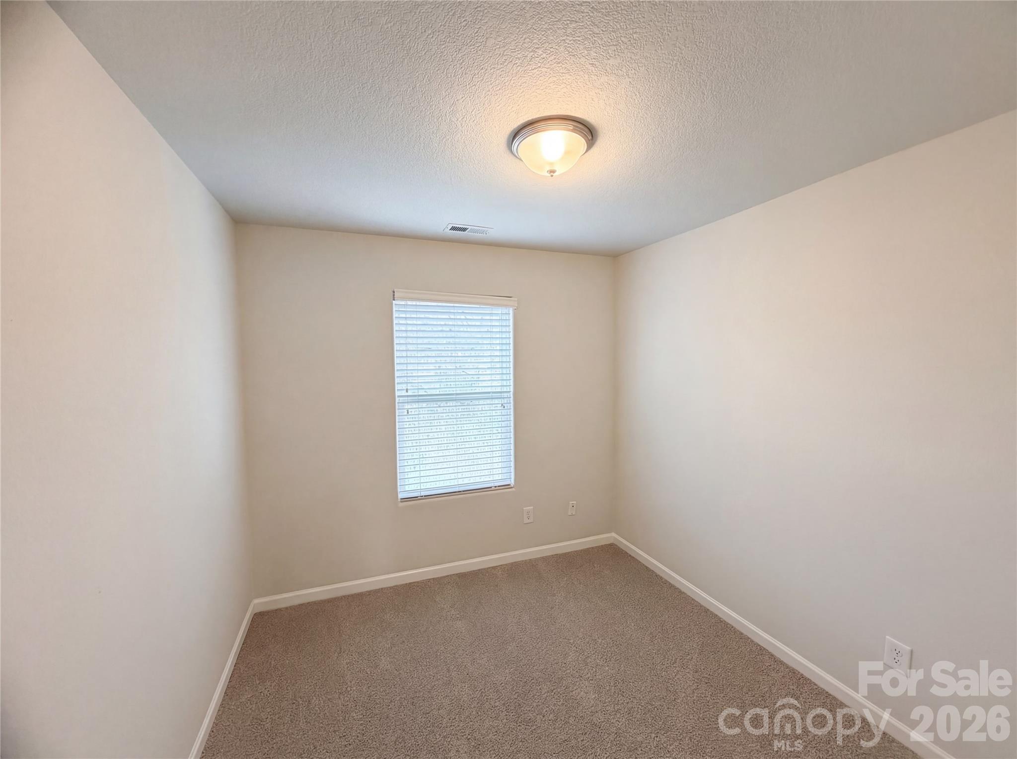 3013 Chatuge Court — Charlotte