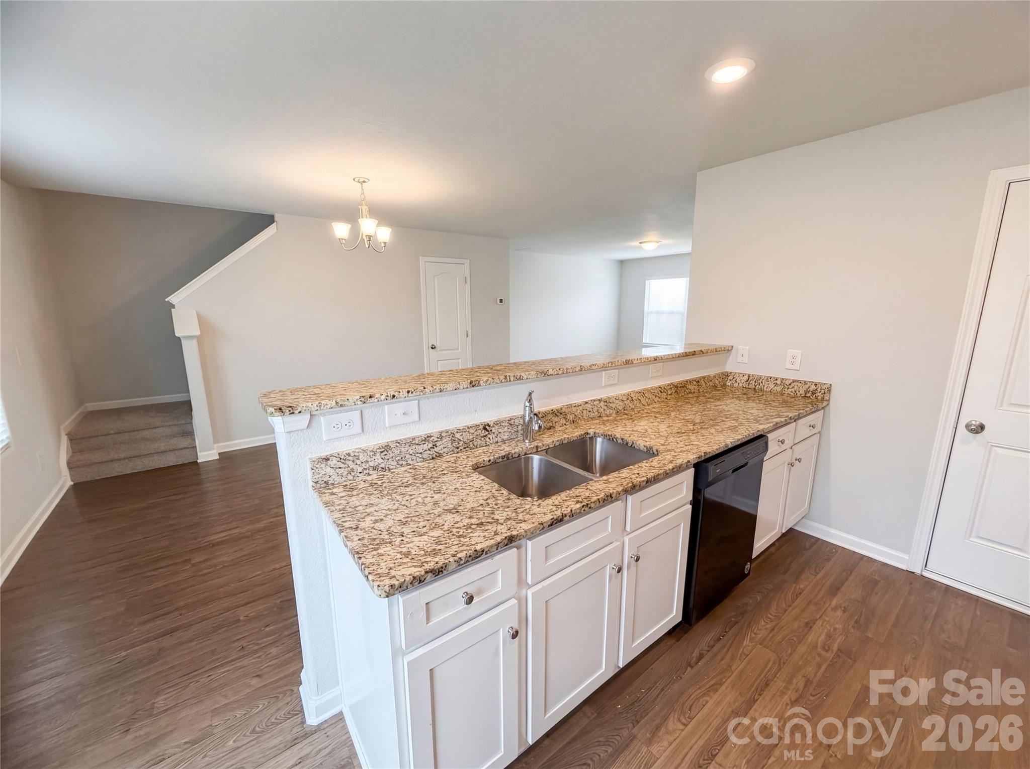 3013 Chatuge Court — Charlotte