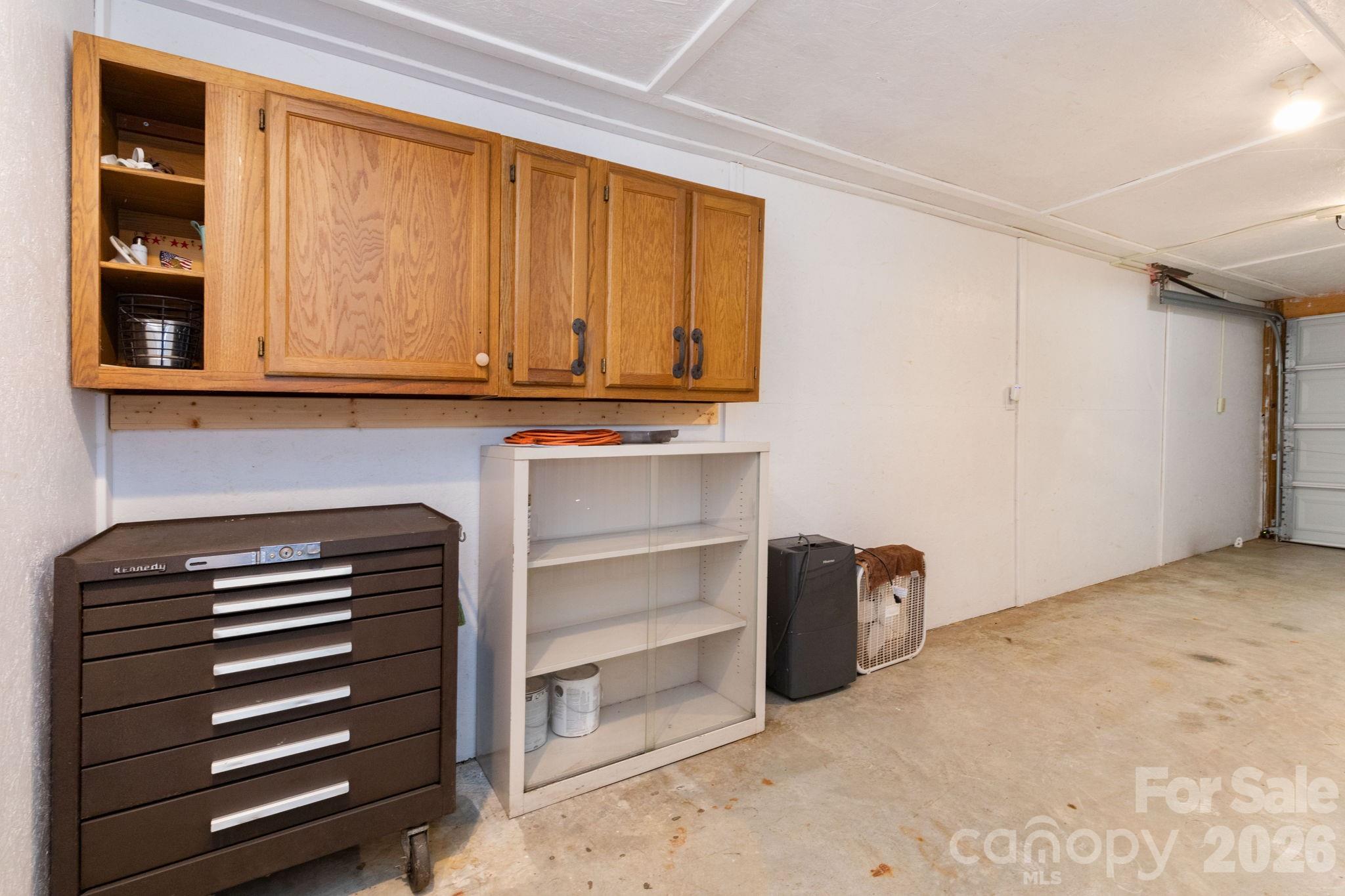 20 Ox Creek Road — Weaverville