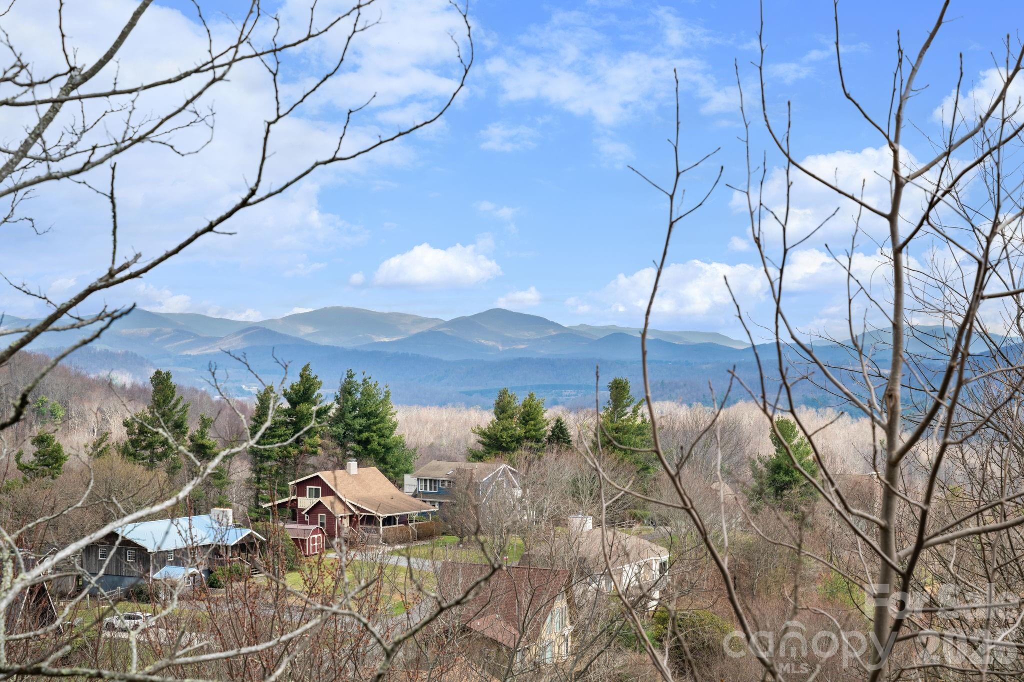 173 Chipmunk Lane — Blowing Rock
