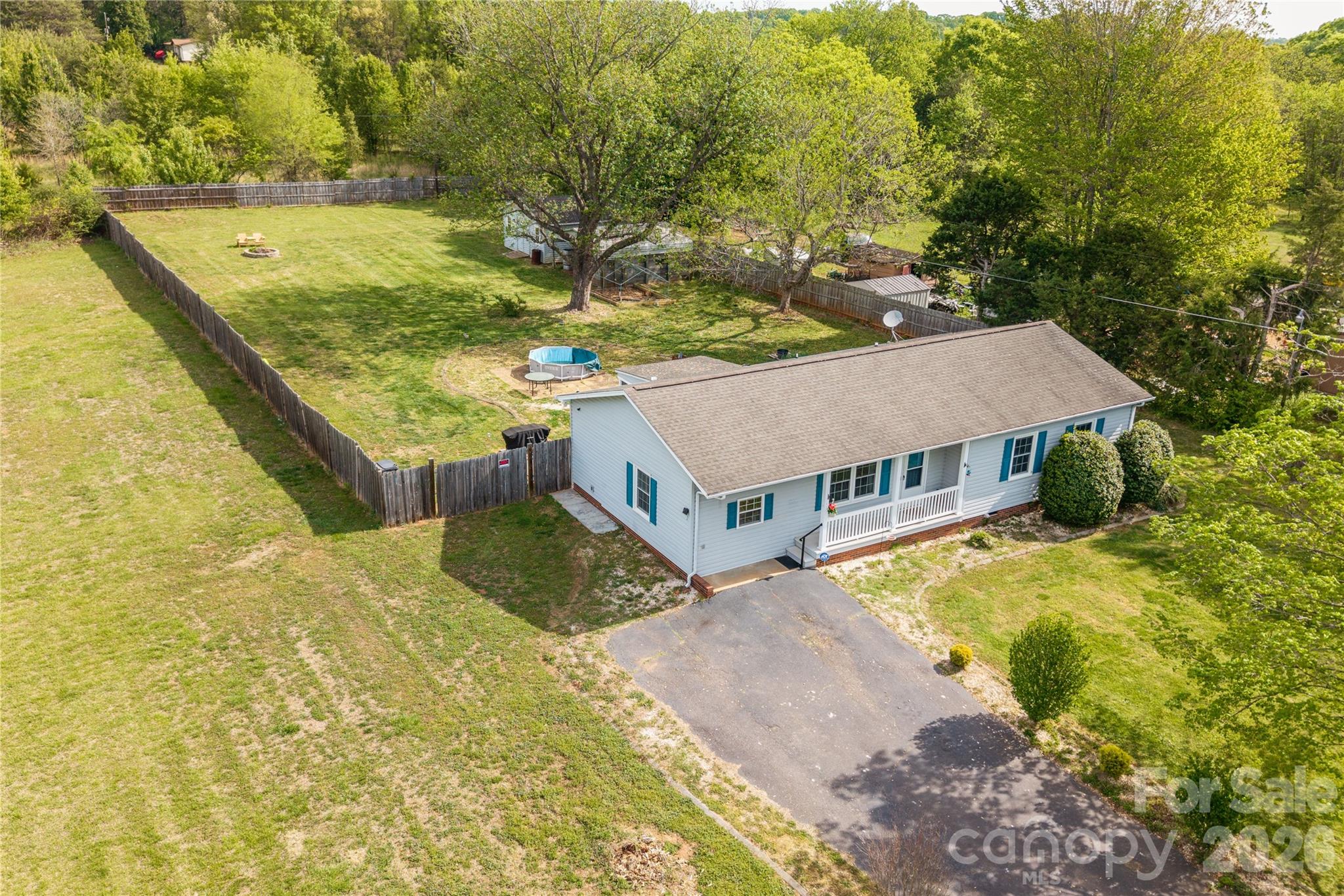 130 Fort Dobbs Road — Statesville