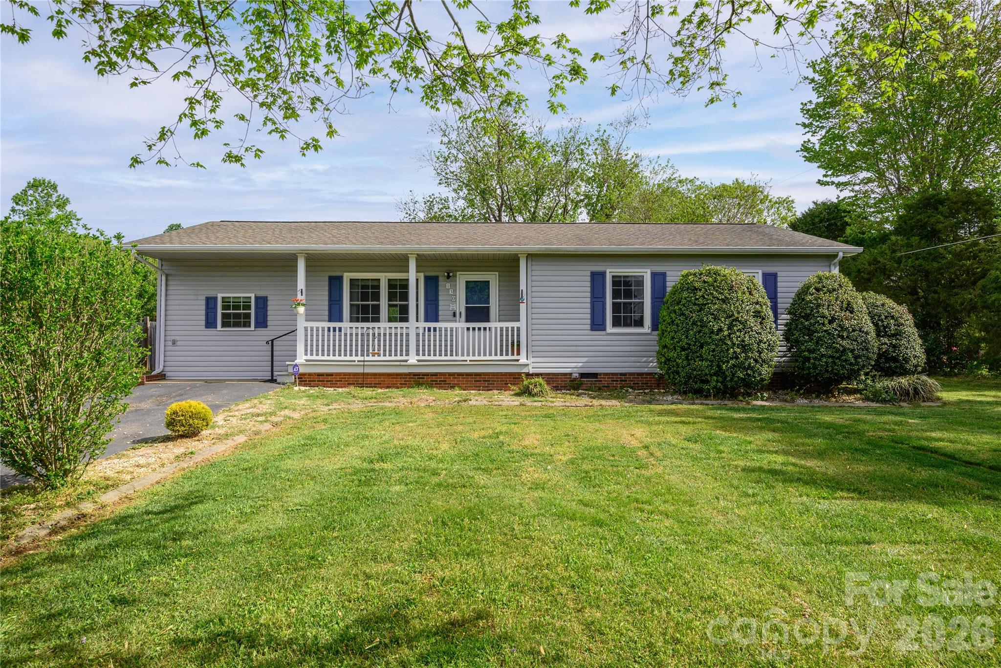 130 Fort Dobbs Road — Statesville