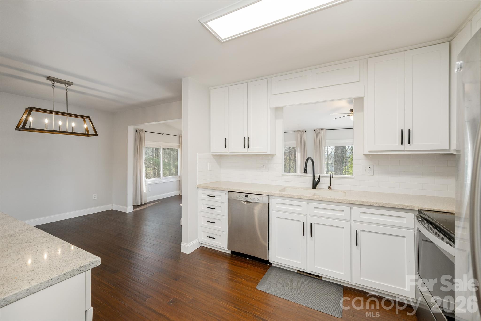9 Justin Drive — Etowah