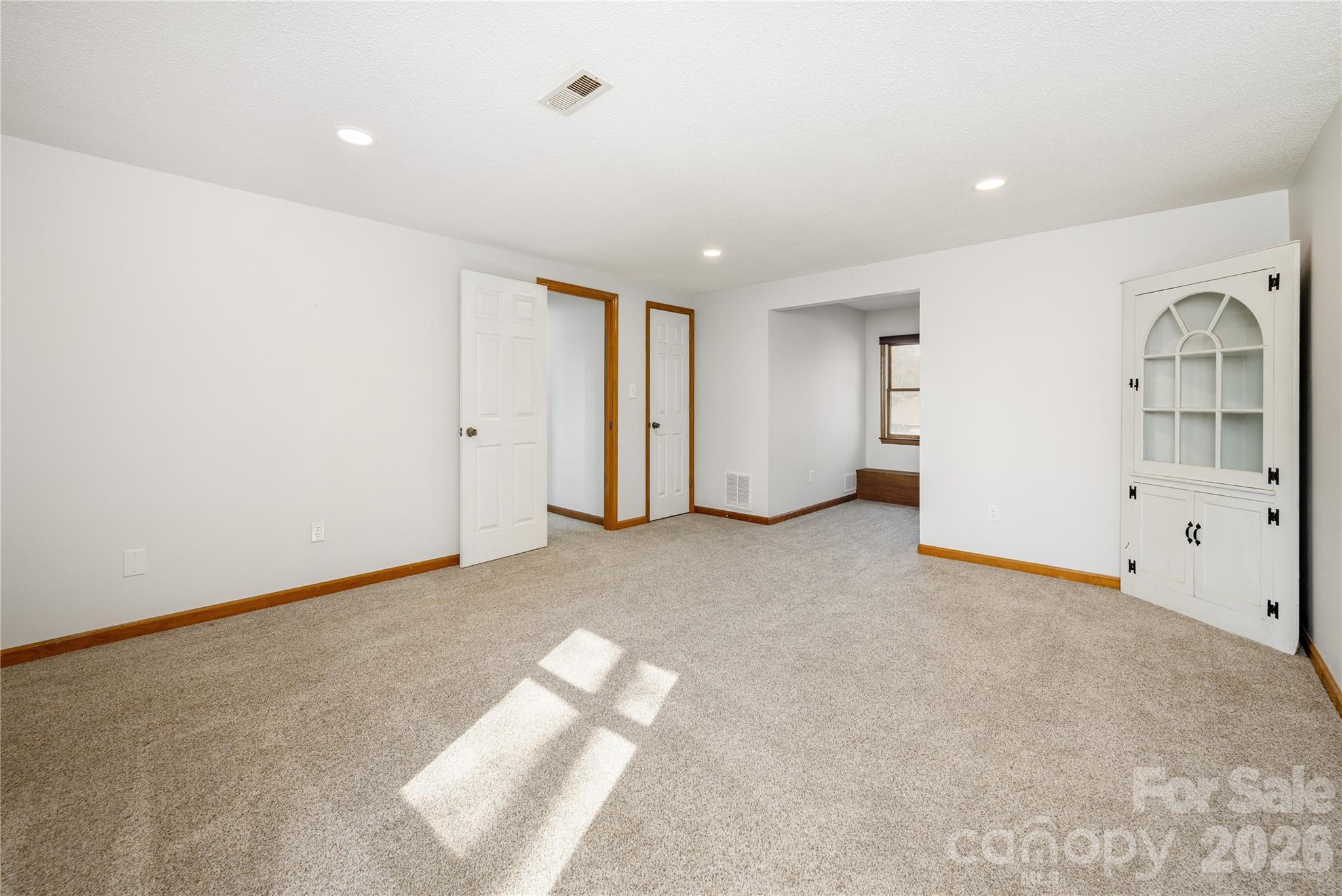 9 Justin Drive — Etowah