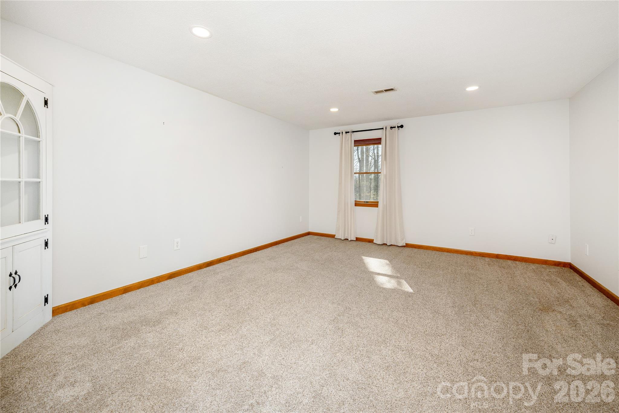 9 Justin Drive — Etowah