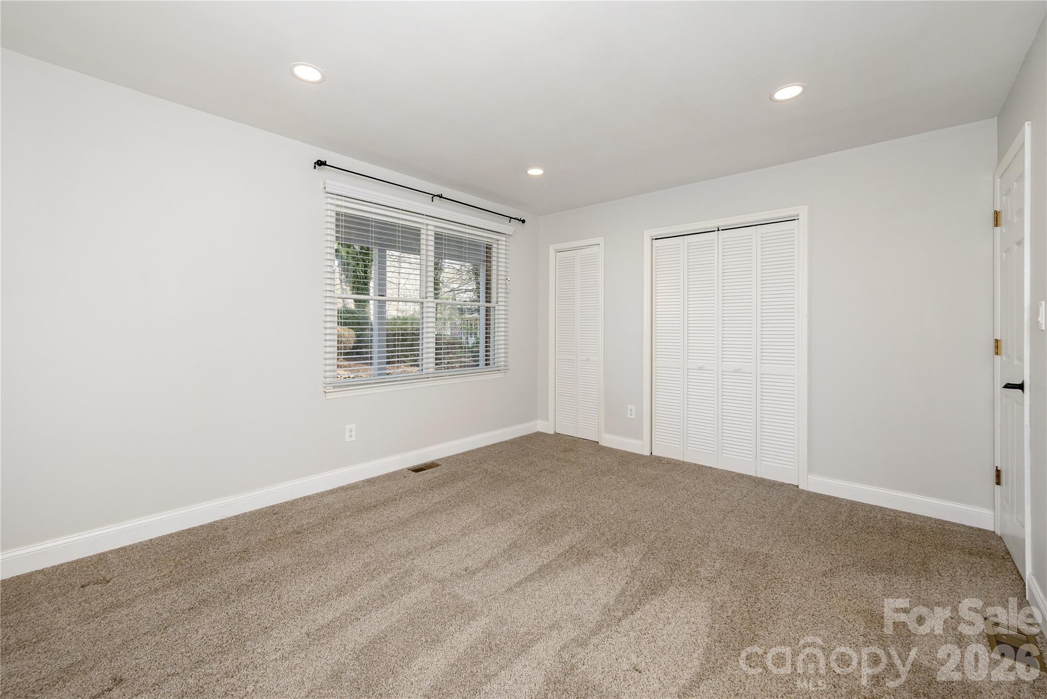 9 Justin Drive — Etowah