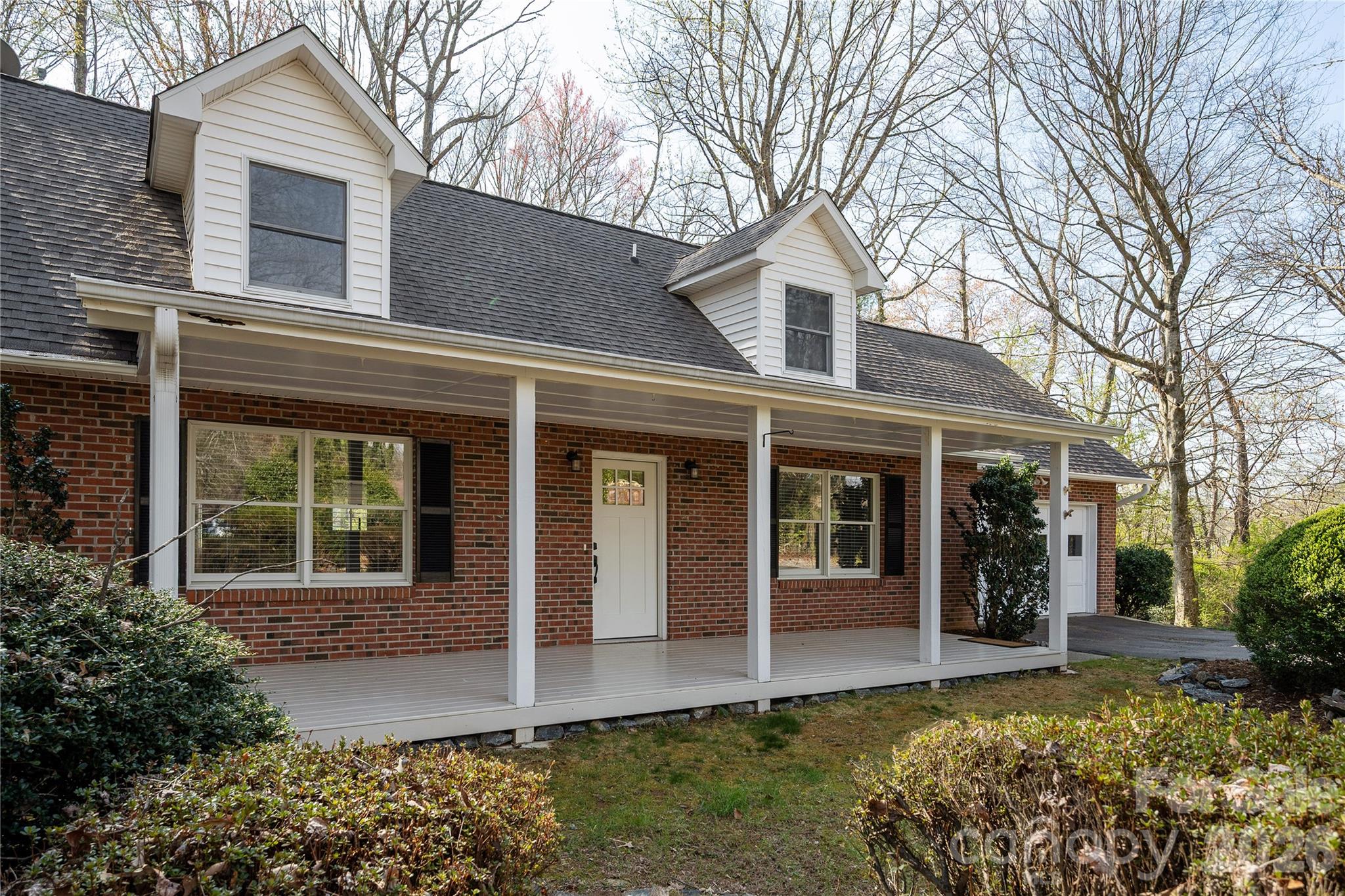 9 Justin Drive — Etowah