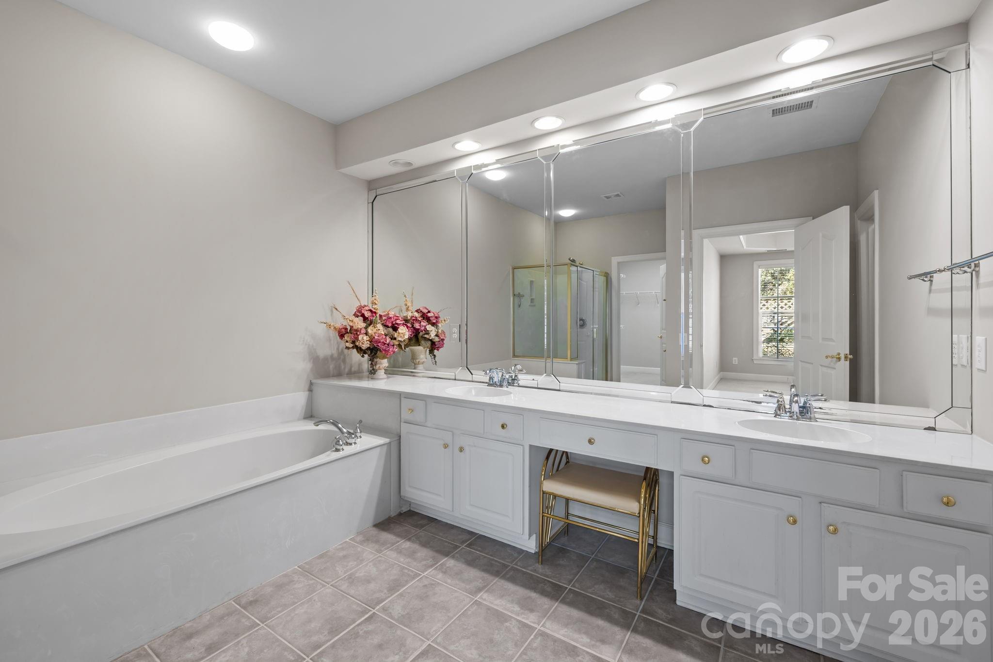 412 Eberle Way — Matthews
