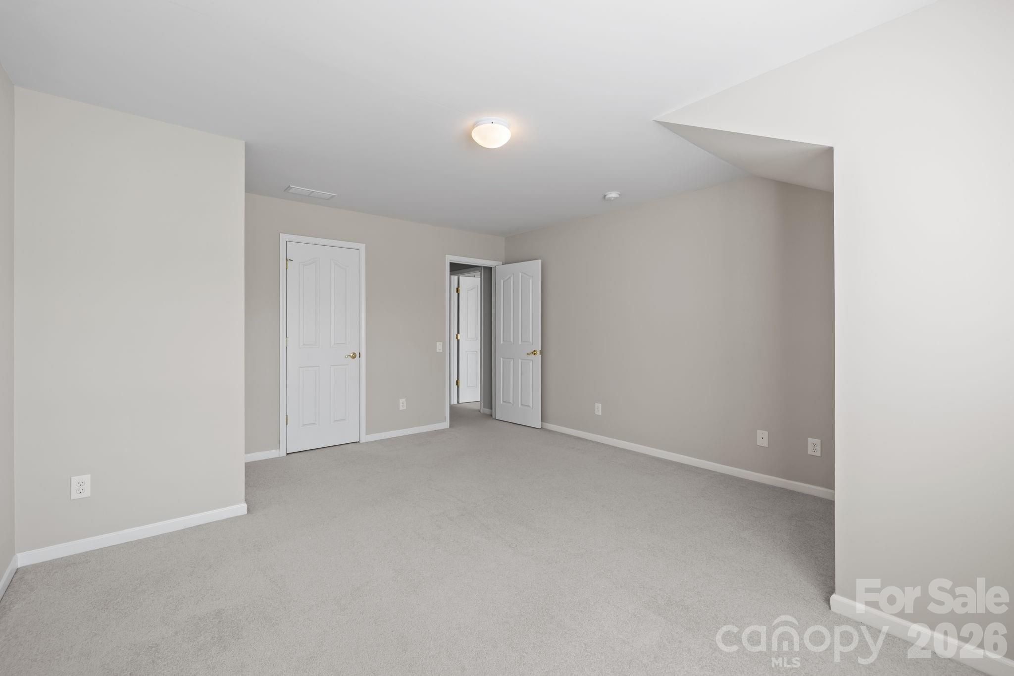 412 Eberle Way — Matthews