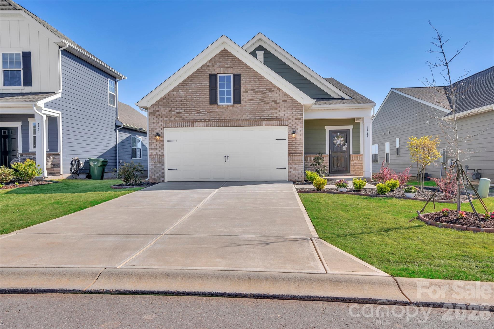 1745 Otter Perch Lane — Fort Mill