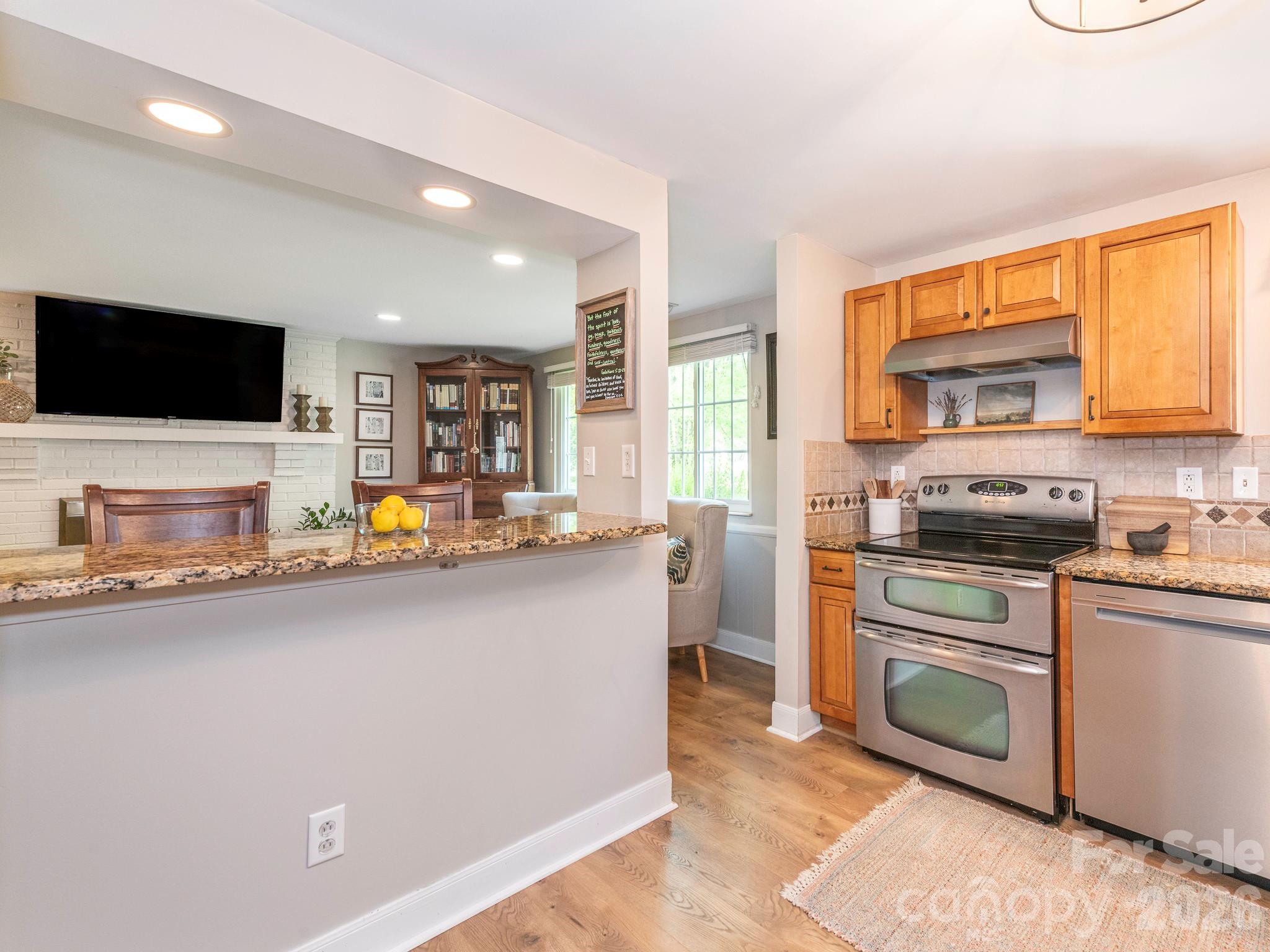 11613 Five Cedars Road — Charlotte