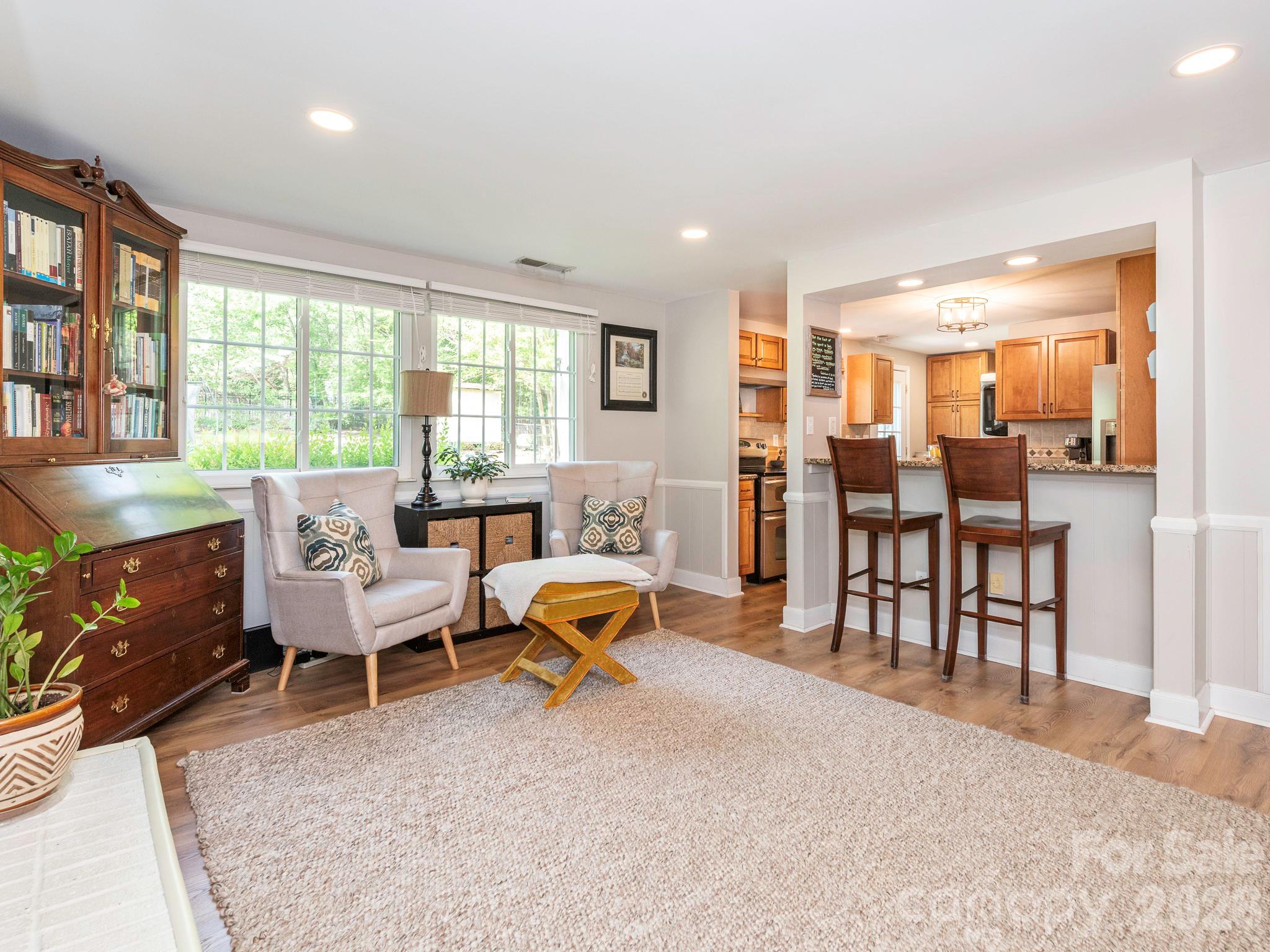 11613 Five Cedars Road — Charlotte