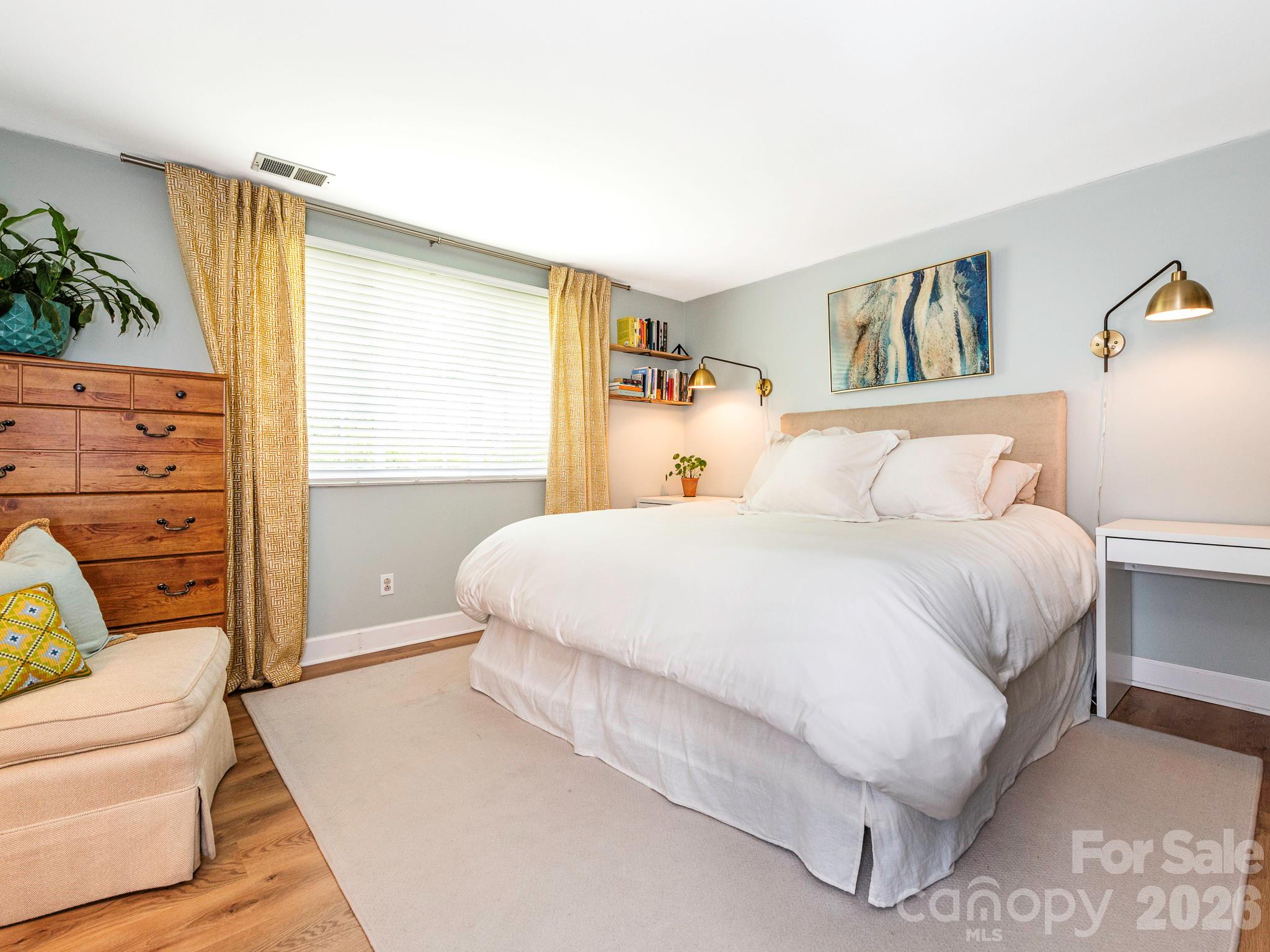 11613 Five Cedars Road — Charlotte