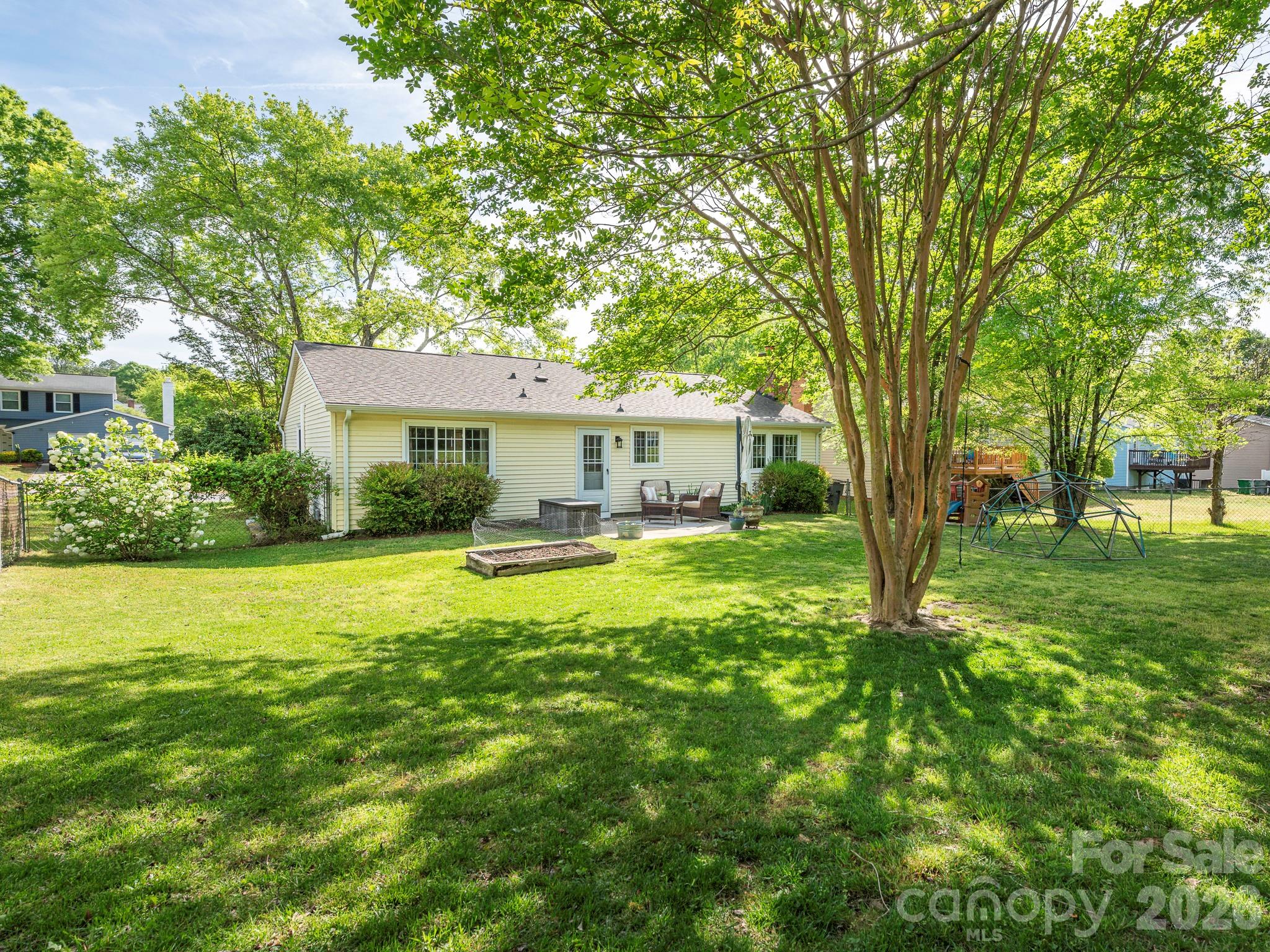 11613 Five Cedars Road — Charlotte