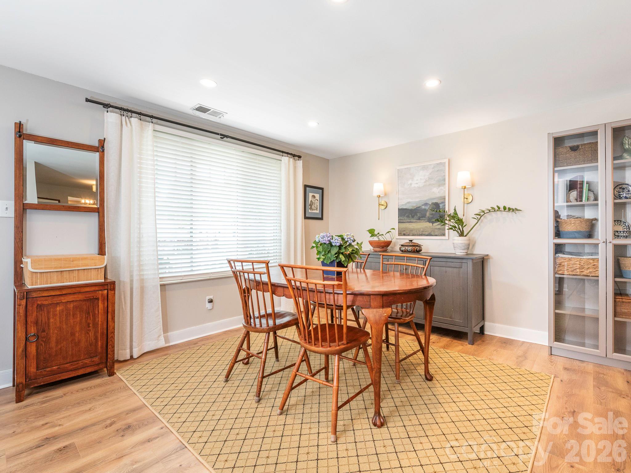 11613 Five Cedars Road — Charlotte