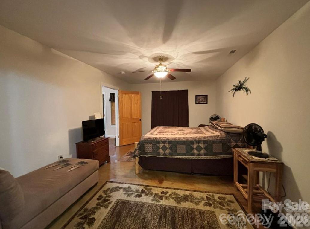 369 Pinecrest Circle — Troy