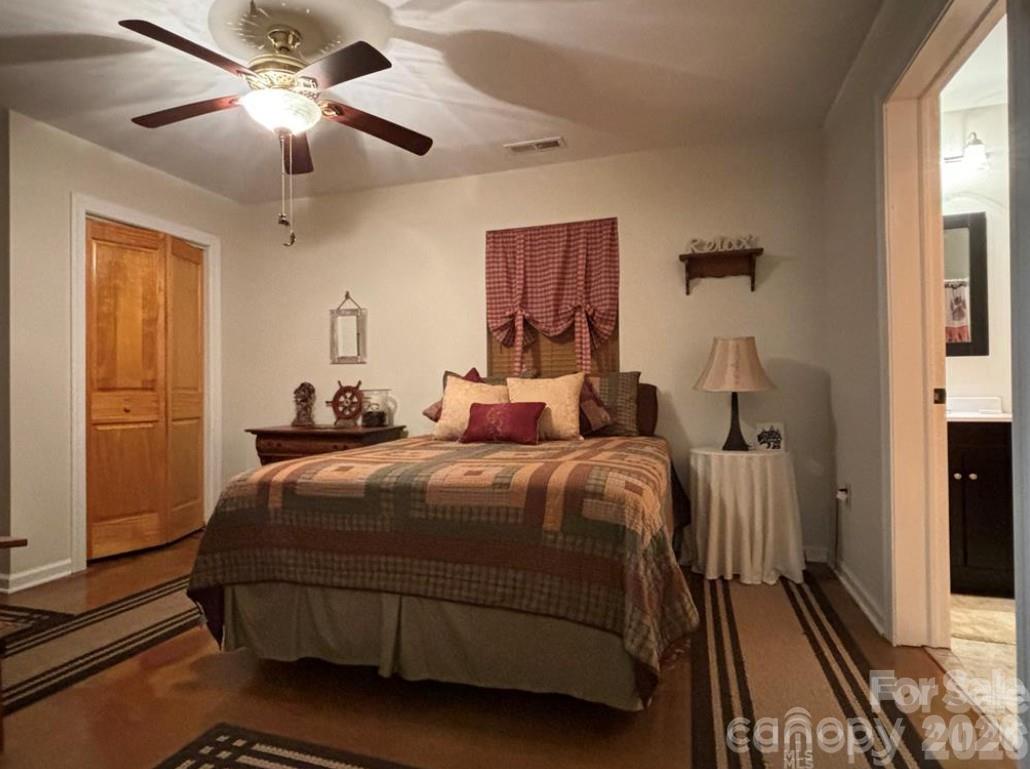369 Pinecrest Circle — Troy