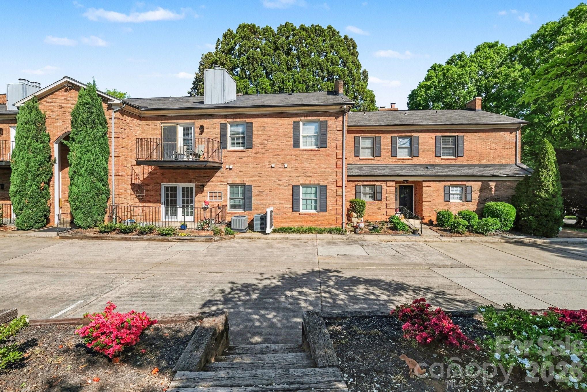 1012 Queens Road #Apt C — Charlotte
