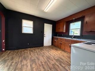 123 Stonewood Road — Elkin