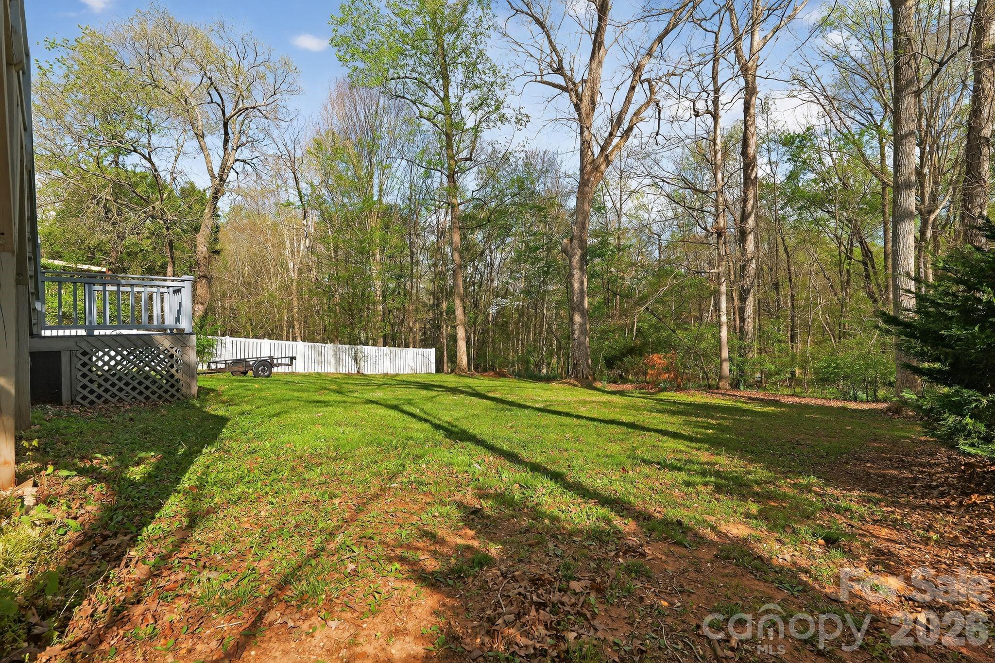 1163 Hidden Creek Circle — Hickory