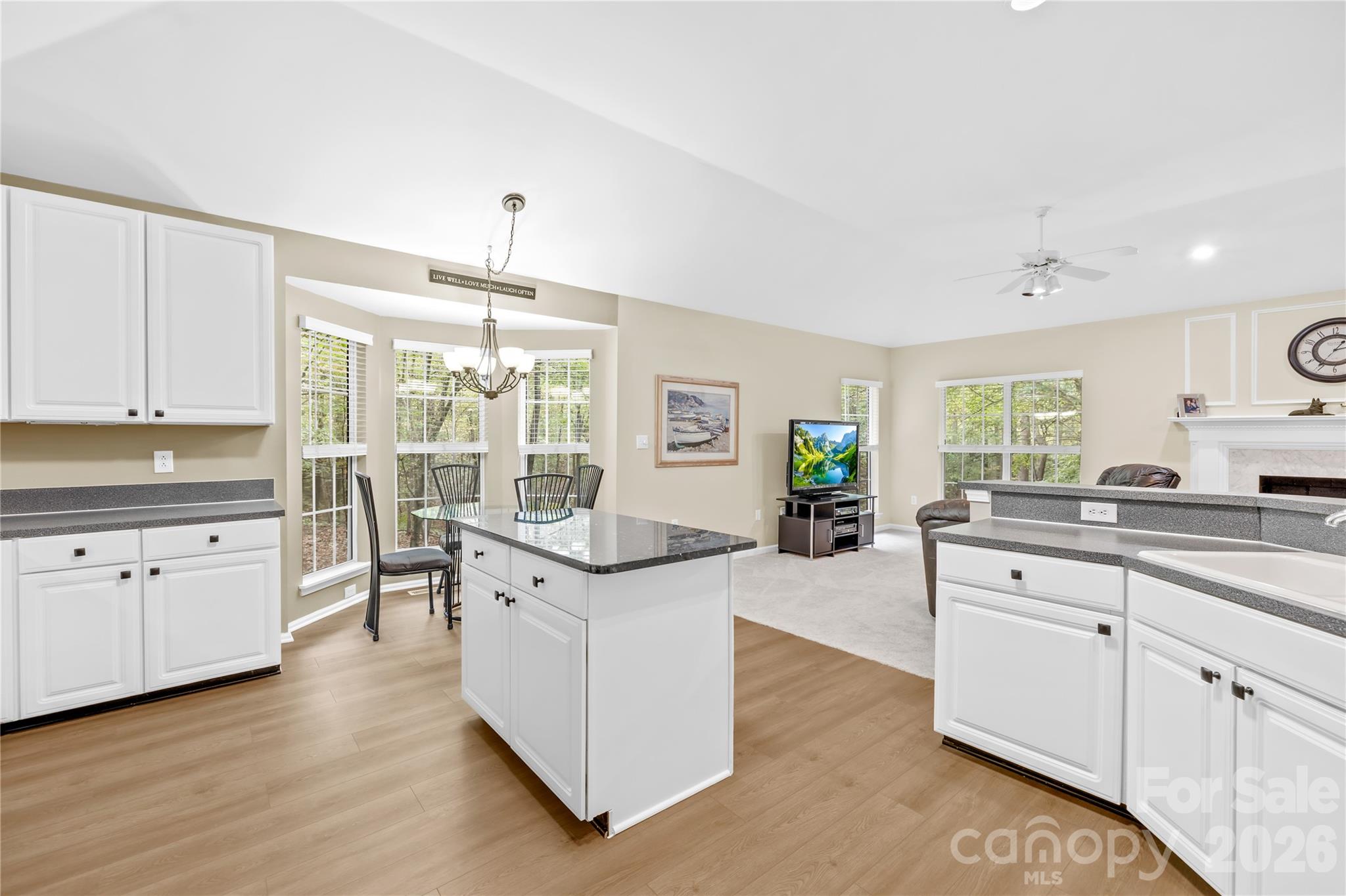 11113 Asbury Chapel Road — Huntersville