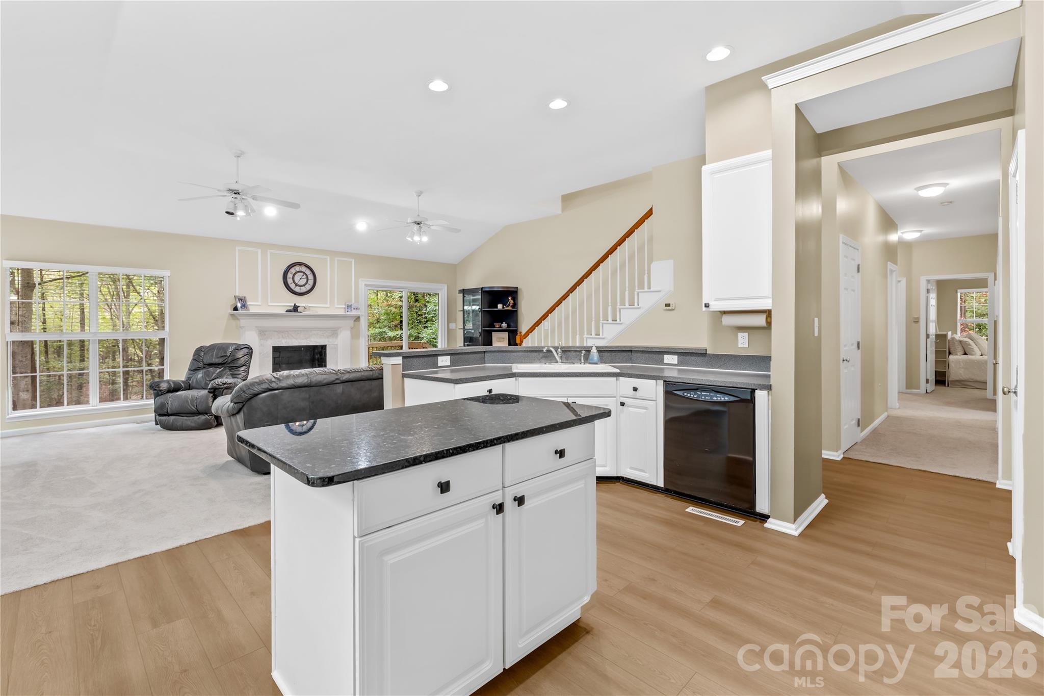 11113 Asbury Chapel Road — Huntersville